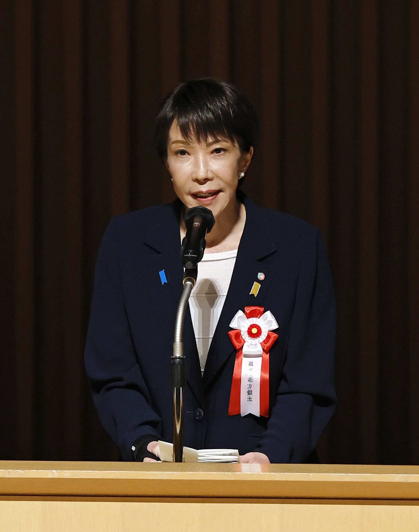 高市首相、北方領土への墓参再開目指す「人道問題だ。ロシアに粘り強く
