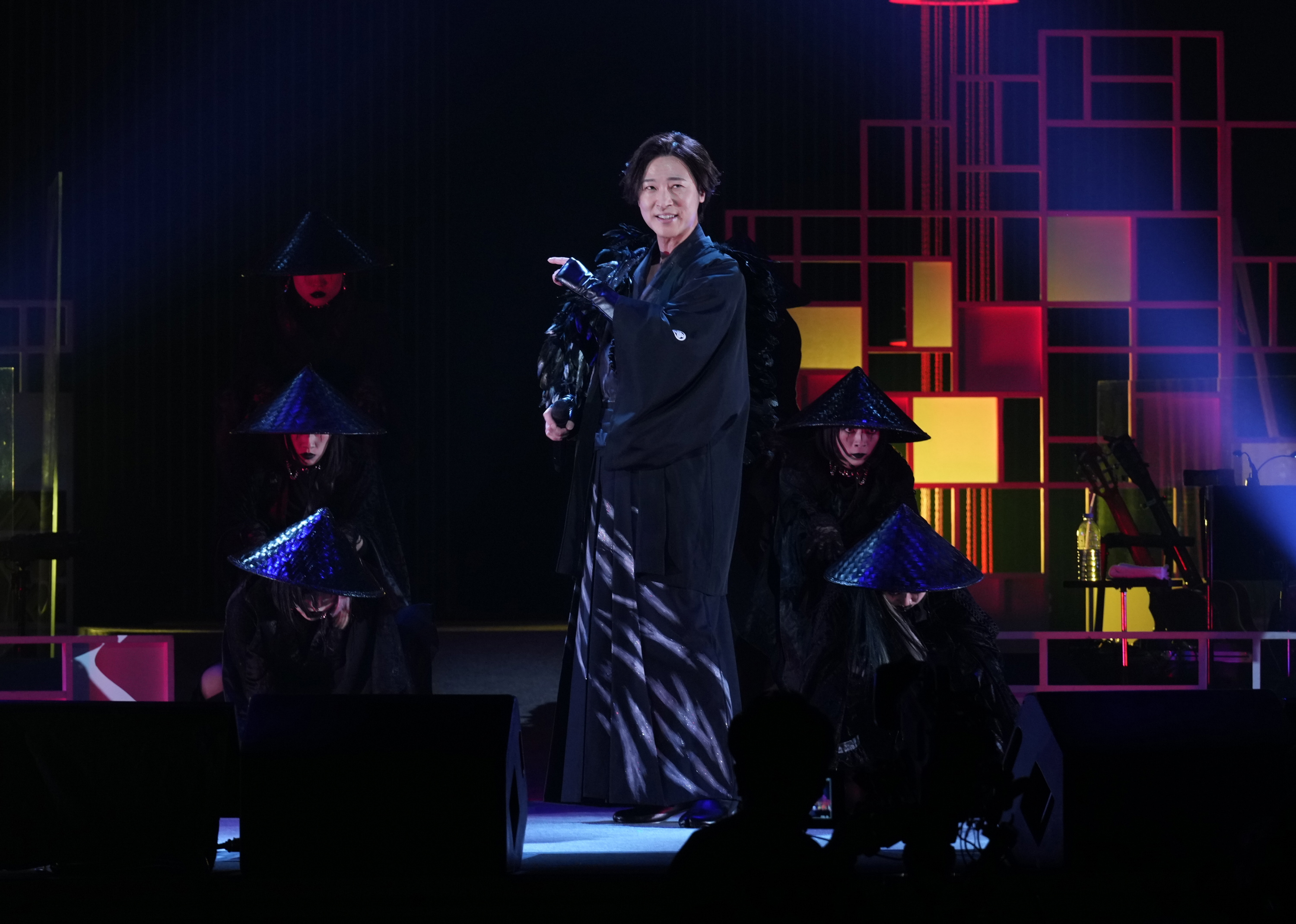 山内惠介、デビュー25周年五大都市ツアーファイナル「ついてきてくれた