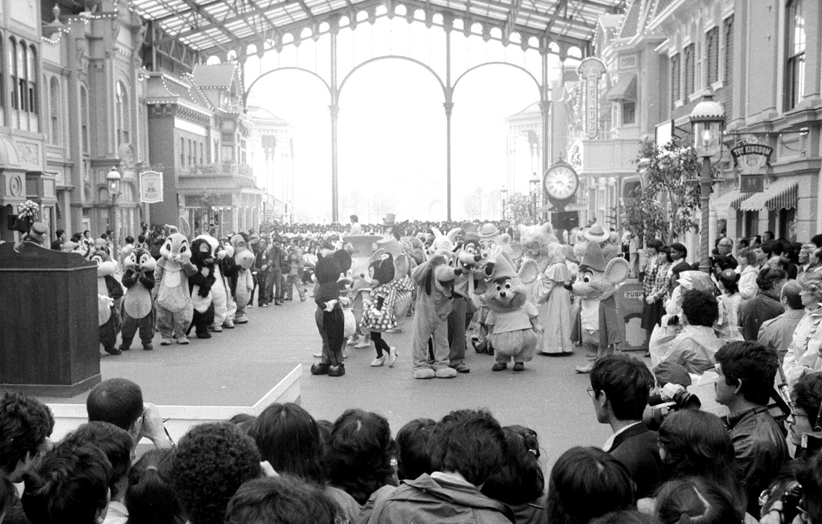 CR-1 【レアレザー】 ブラック 約40 × 130 厚さ1.2 全体 希少レアレザーつや ブラック 約40㎝ × 130㎝ 厚さ1.2㎜ 全体 NKG-