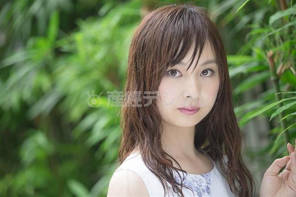 写真集チラ見せ キャンパスクイーンが電子書籍で大集合 表情くるくる七変化 あの大学の 気になるあの子たち 文芸春秋 2 3ページ イザ 写真集チラ見せ キャンパスクイーンが電子書籍で大集合 表情くるくる七変化 あの大学の 気になるあの子たち 文芸春秋 2 3ページ イザ