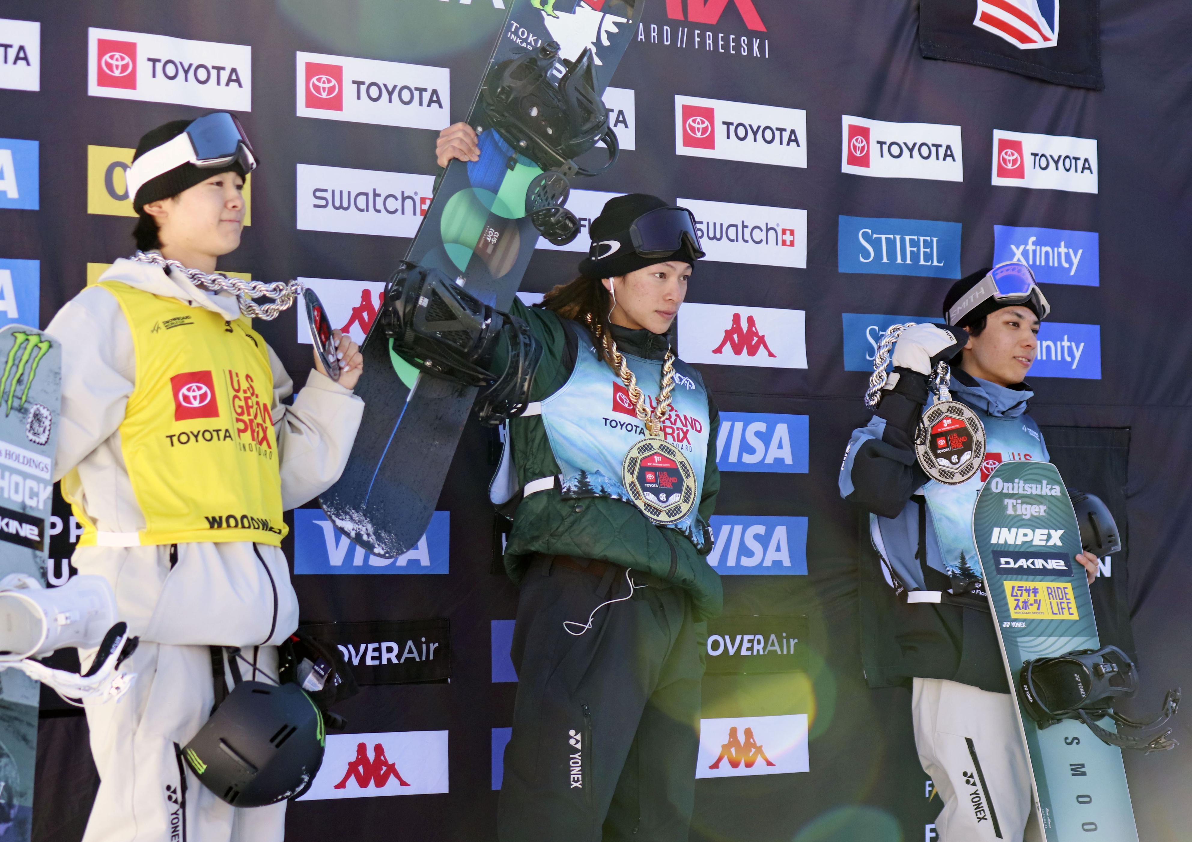 平野歩が7勝目、15歳の清水さらが女子初優勝 スノーボードW杯ハーフ