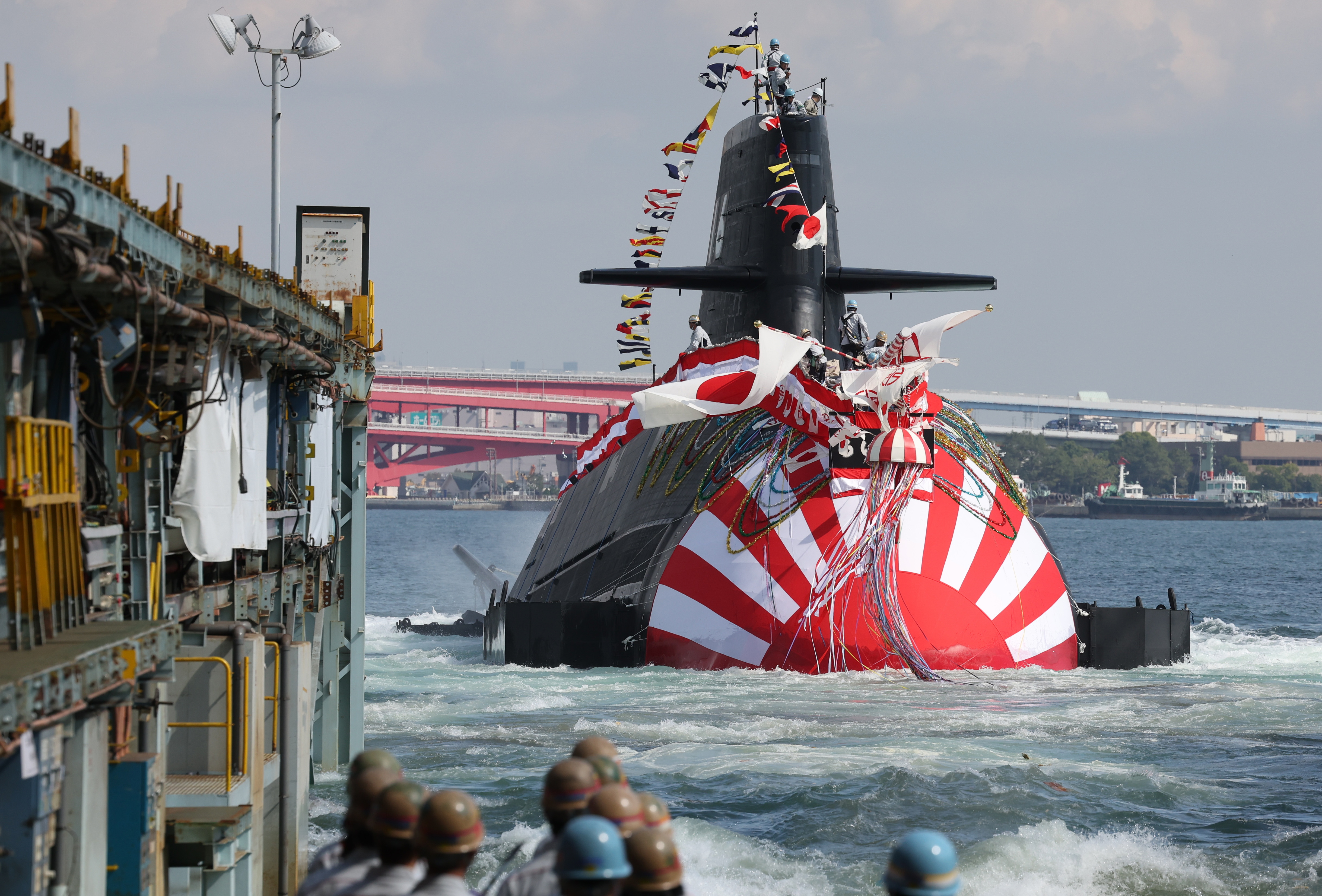 動画あり】海自の最新鋭潜水艦は「雷」と「鯨」で「らいげい」 神戸で