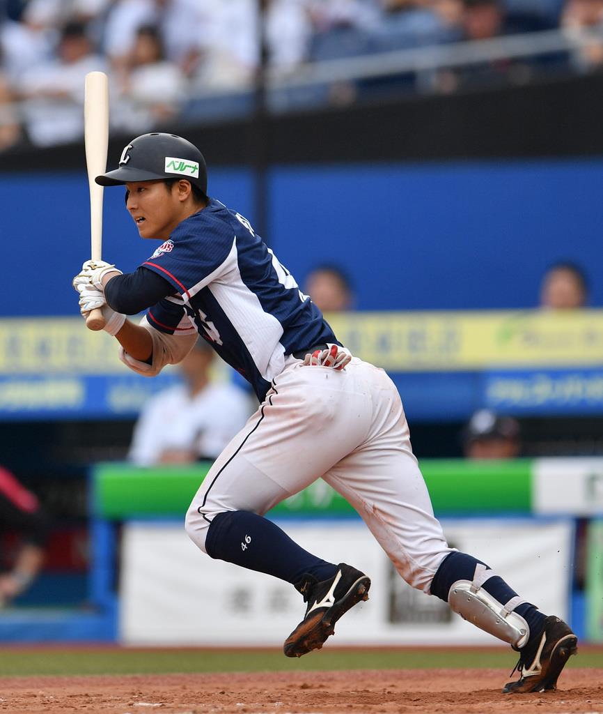プロ野球通信 西武の外野へ食い込めるか ３年目の鈴木 初安打で気楽に 1 2ページ 産経ニュース