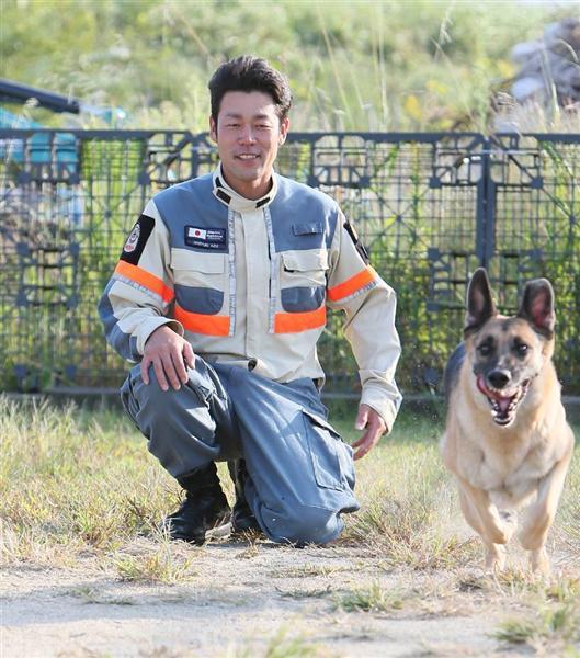 プロフェッショナル 専門学校から 愛犬とともに危険な災害現場へ 災害救助犬訓練士 安隨尚之さん ３６ 1 3ページ 産経ニュース