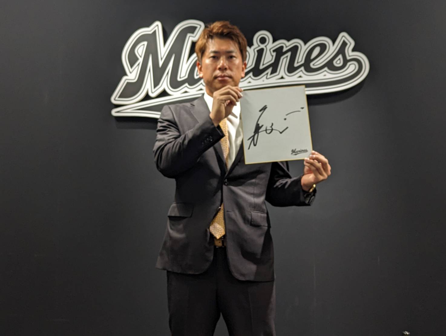 ロッテ・角中勝也、6666万円でサイン⁉「若い子が全然しっかりし