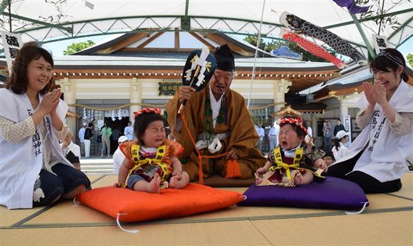 泣いて元気に育ってね 広島護国神社で泣き相撲 産経ニュース