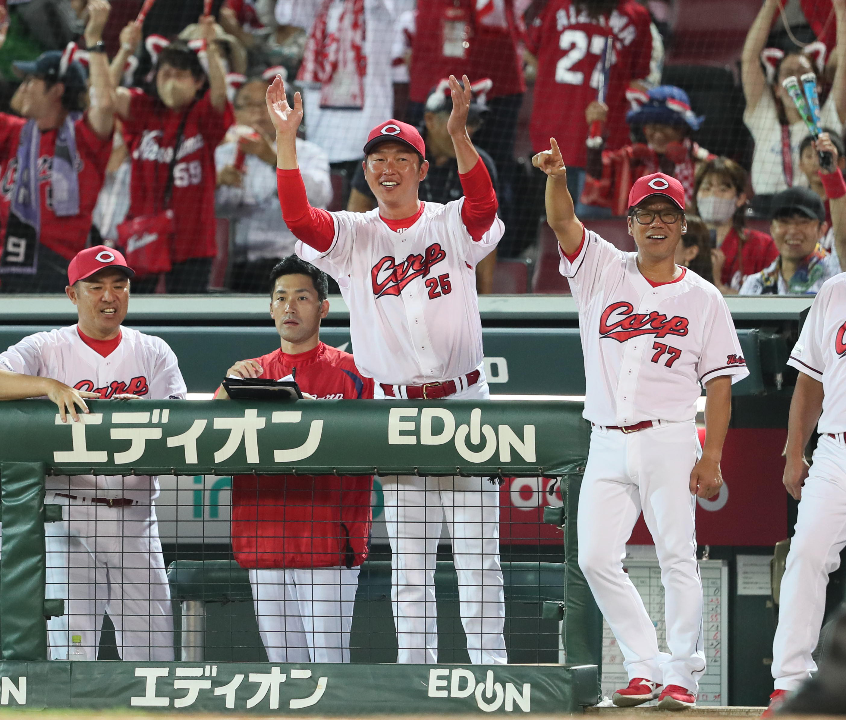 広島、逆転で４年ぶり８連勝