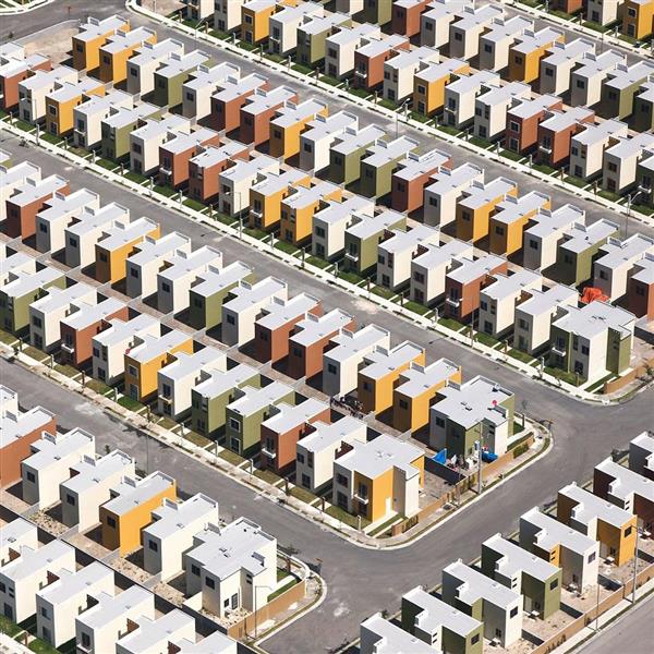 まるで シムシティ メキシコ郊外の新興住宅地を空撮 政府による無秩序な住宅計画で現れた異様な光景 2 3ページ 産経ニュース