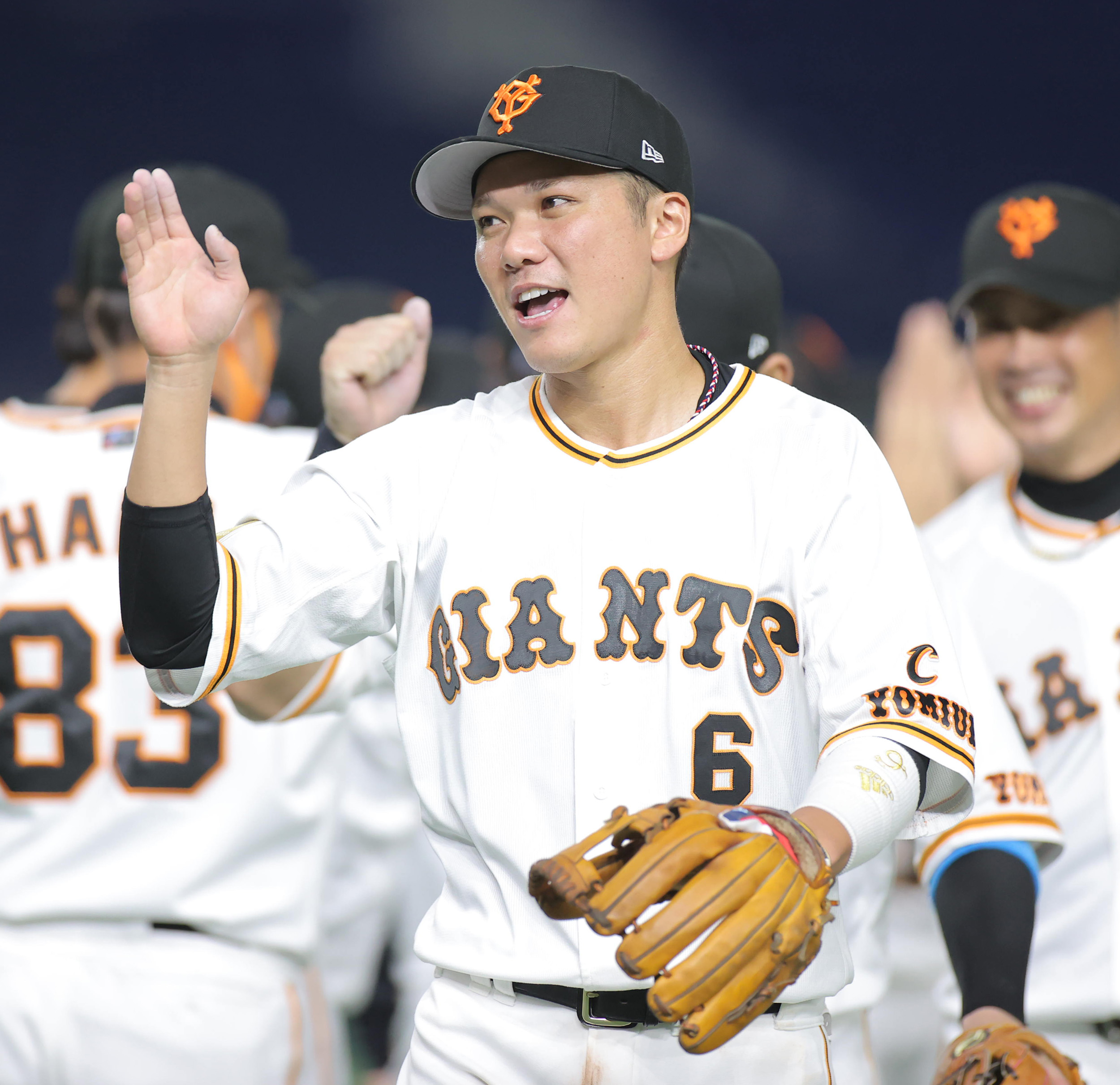 巨人・坂本勇人 1億円増の年俸6億円でサイン「もっとやれた