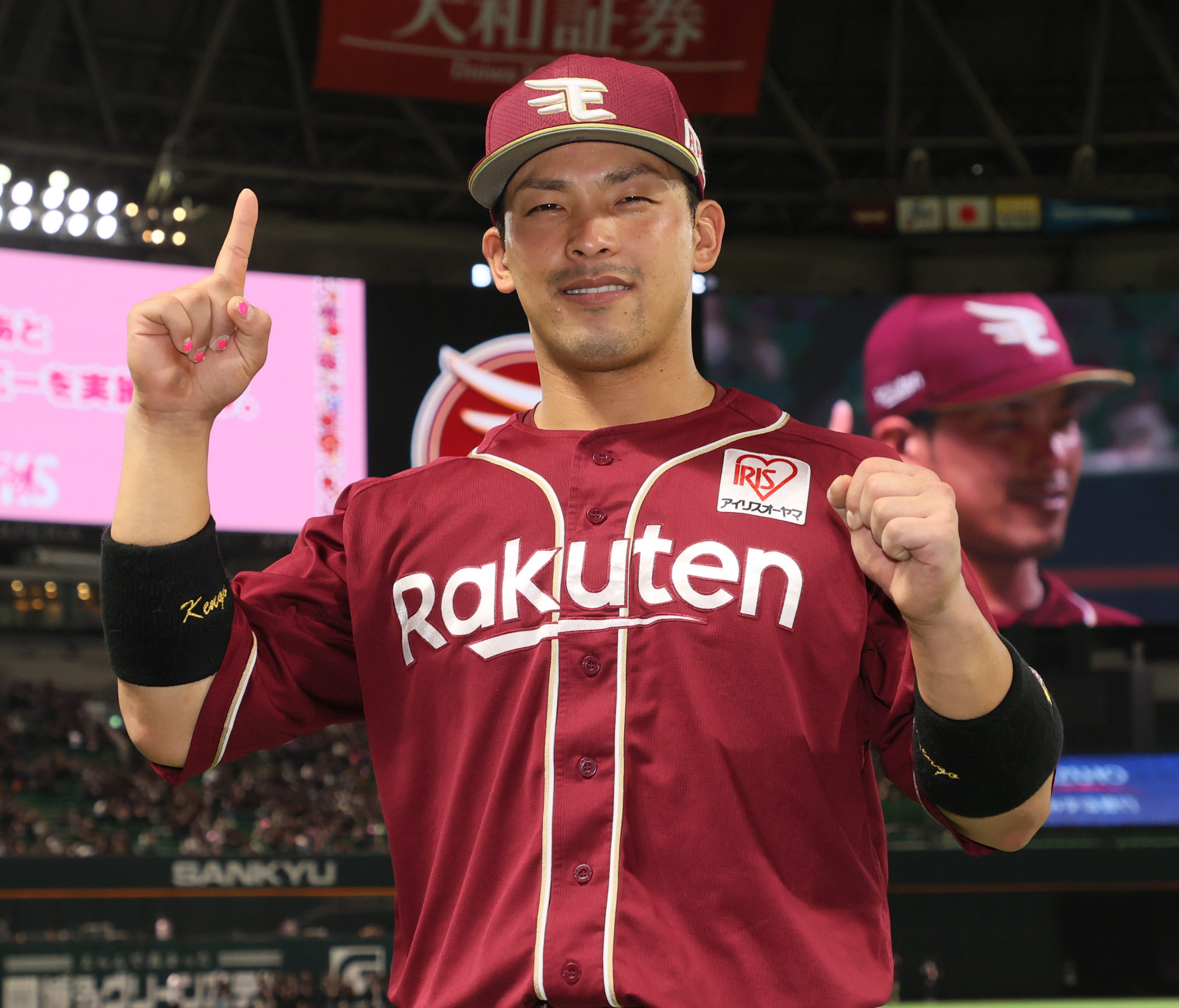 浅村からハイタッチ〝拒否〟！？10年目の楽天・堀内謙伍がプロ1号