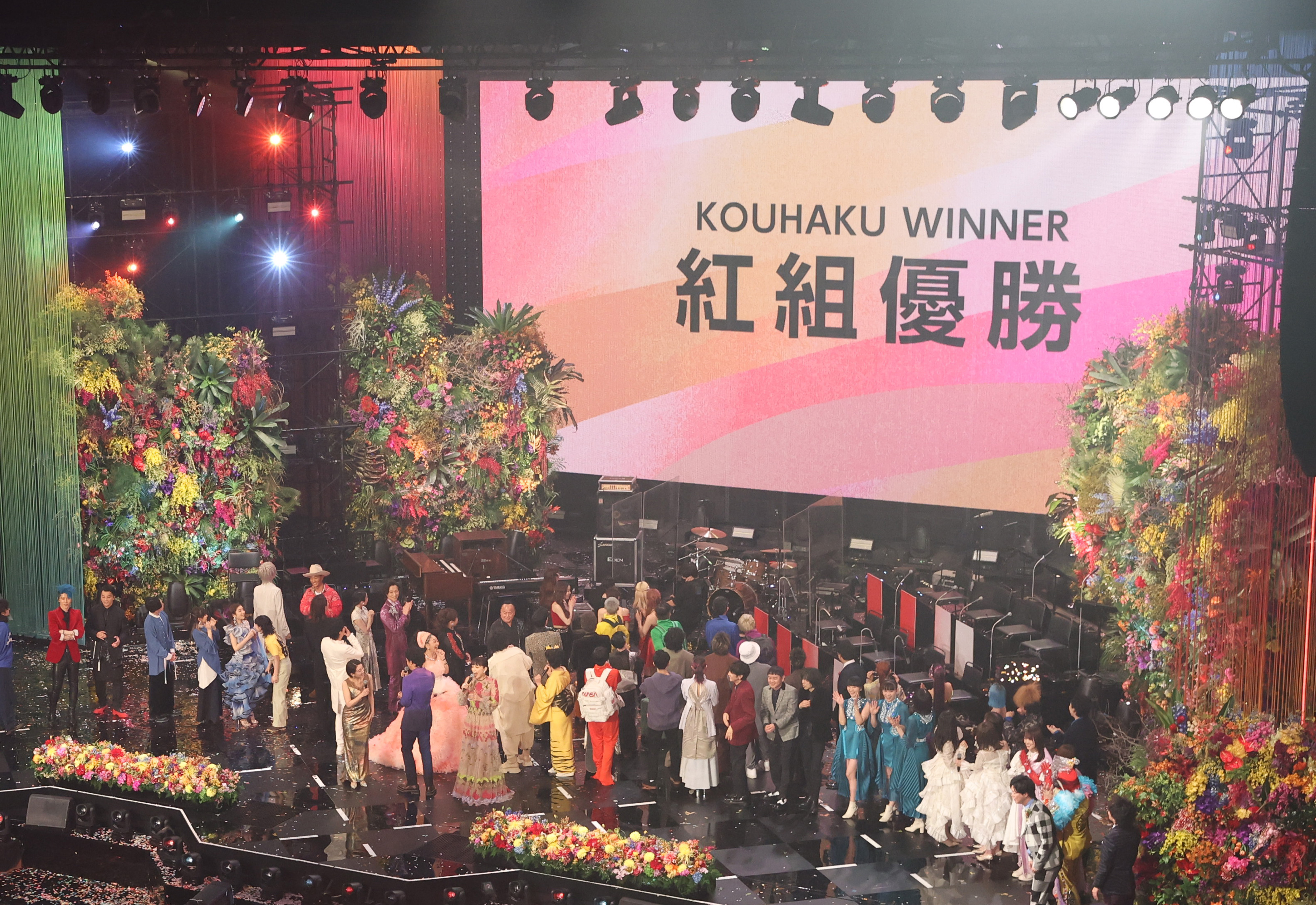 紅白 視聴率過去最低のワケ 対抗馬なく追い風期待も 思わぬ誤算 テレビ離れ加速が原因か 1 2ページ Zakzak 夕刊フジ公式サイト 紅白 視聴率過去最低のワケ 対抗馬なく追い風期待も 思わぬ誤算 テレビ離れ加速が原因か 1 2ページ Zakzak 夕刊フジ公式サイト