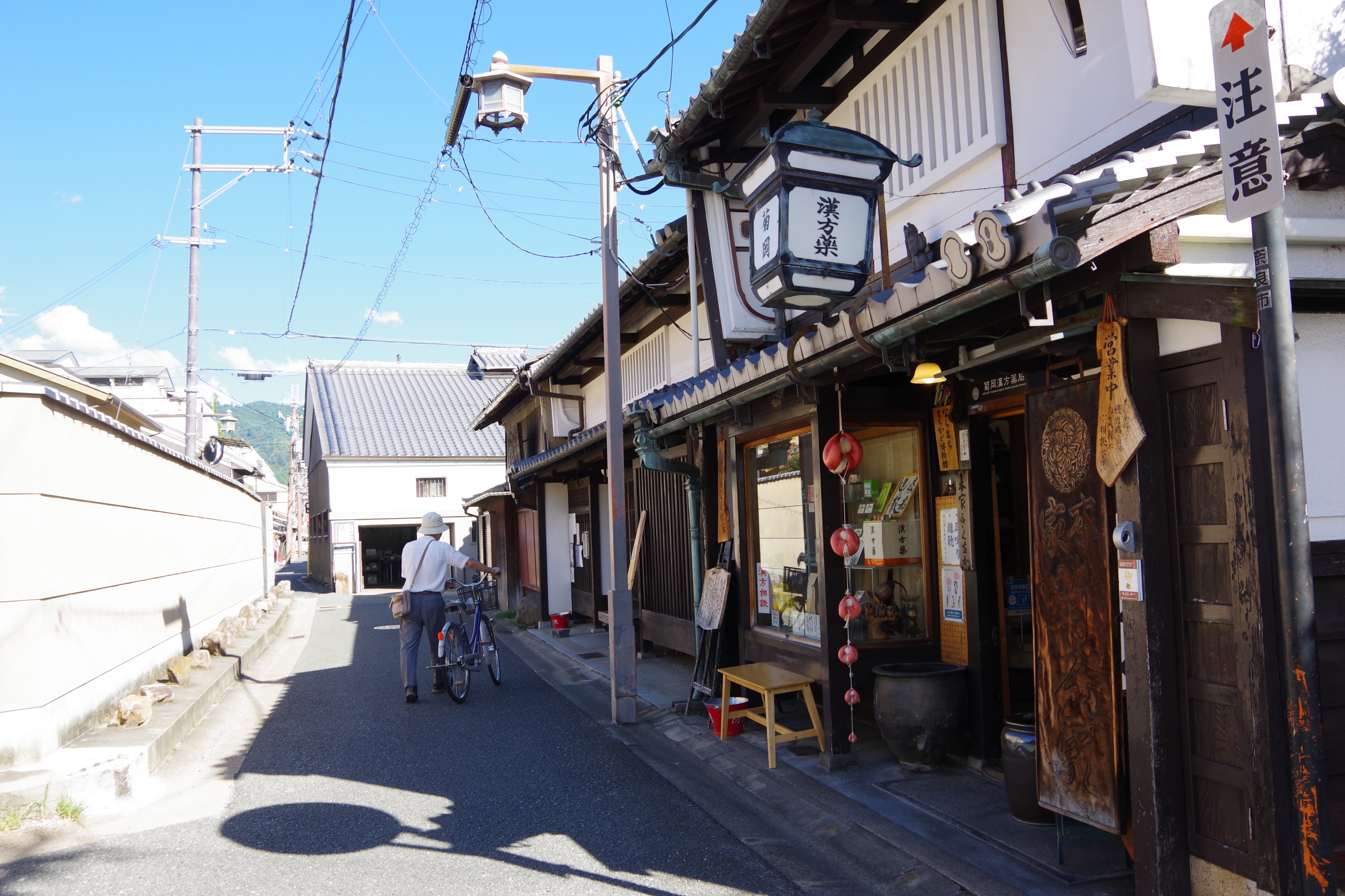 伝統文化と新しい魅力が共存 奈良・ならまち 軒先の「庚申さん」、映え