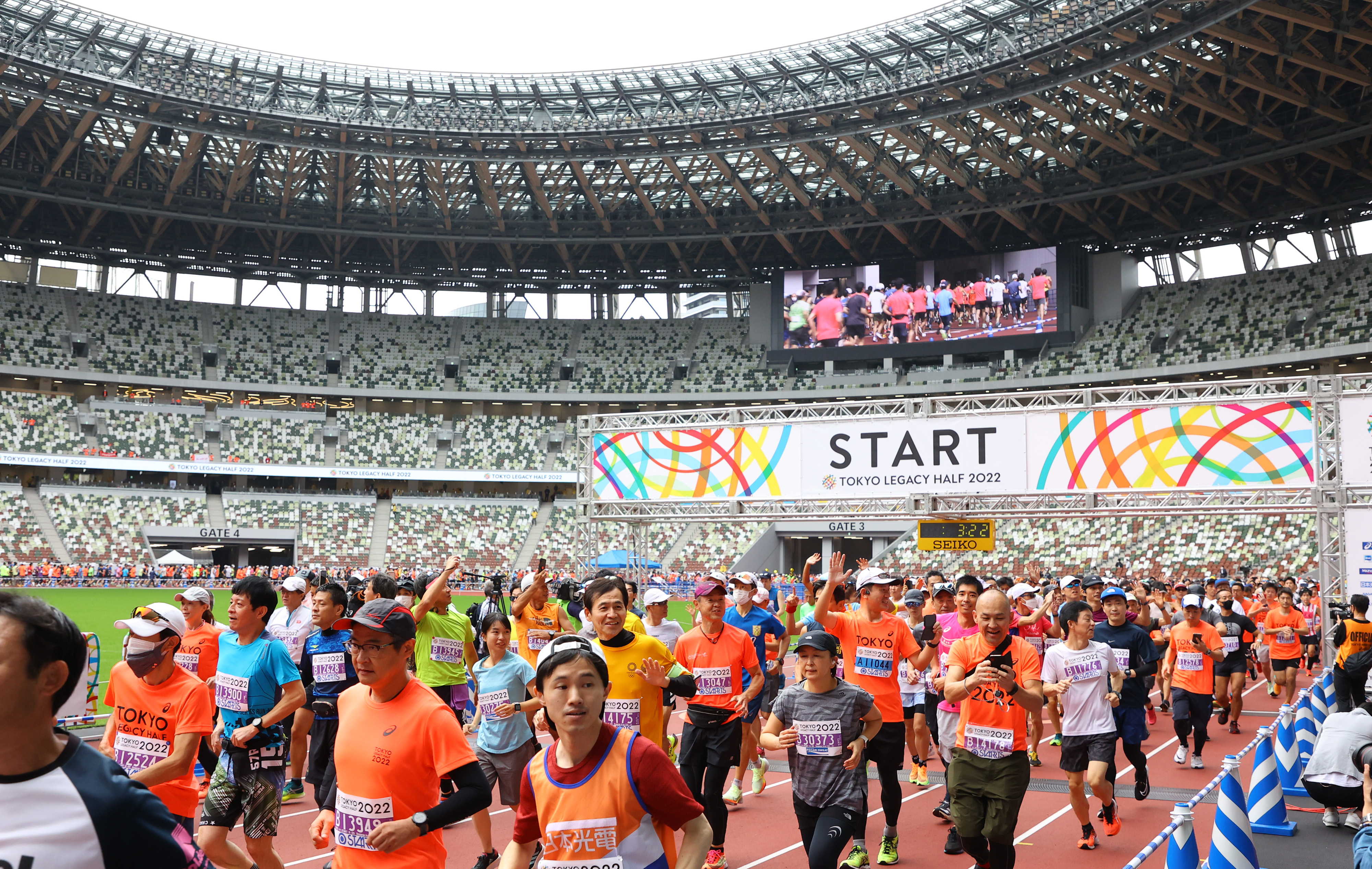 フォト】仮装ランナーも快走 東京レガシーハーフマラソン - 産経ニュース