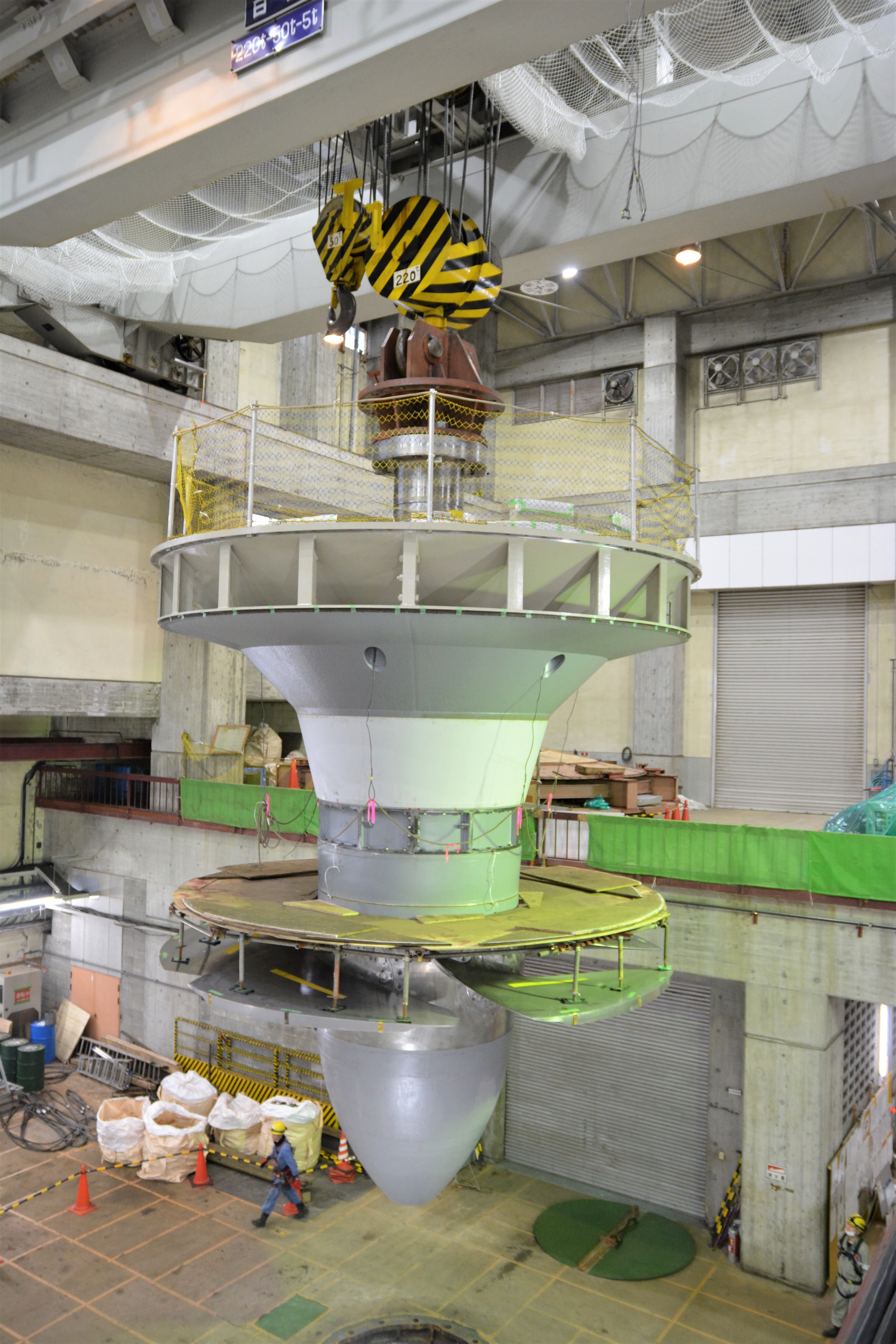 13年ぶりに姿を現した水車 新潟・阿賀町の揚川発電所（1/2ページ