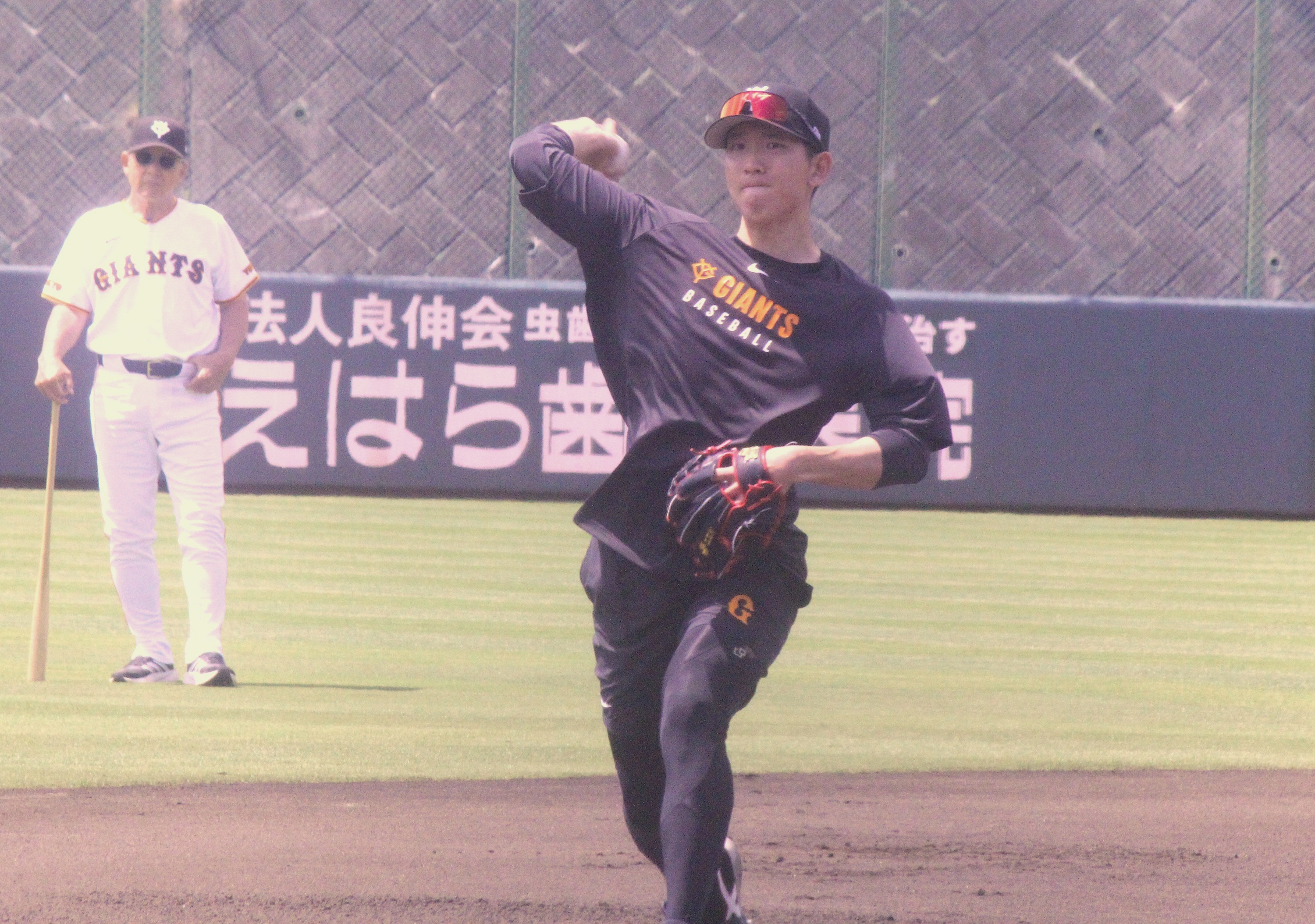 読売ジャイアンツ 戸郷翔征 セ・リーグ優勝記念 ホーム ユニフォーム