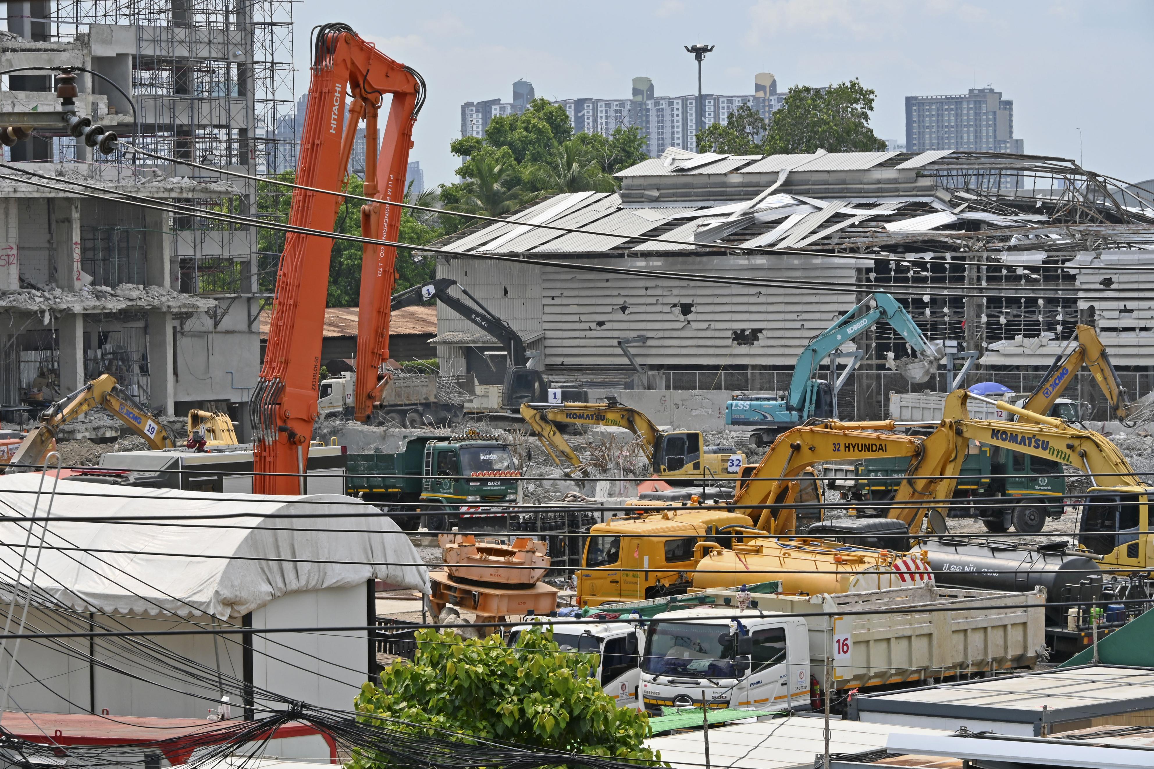 【中古】 東京は６０秒で崩壊する！ 超巨大地震の恐怖と世界大不況の衝撃 新版/ダイヤモンド社/ピーター・ハッドフィールド The Great Eruption that Occurred 300 Years Ago: A Natural