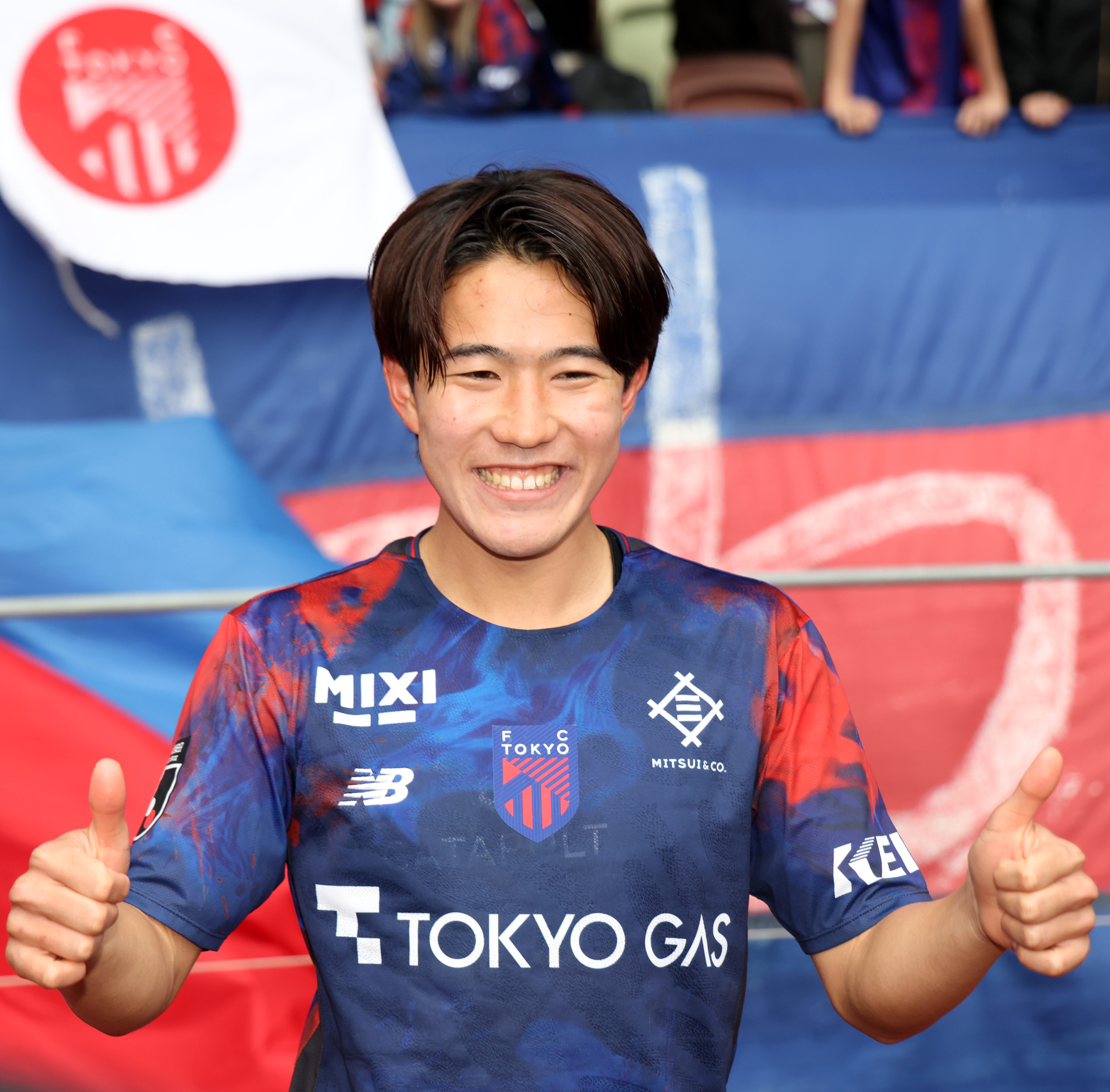 バレンシア加入の佐藤龍之介が〝鮮烈デビュー〟 豪快ミドルで得点