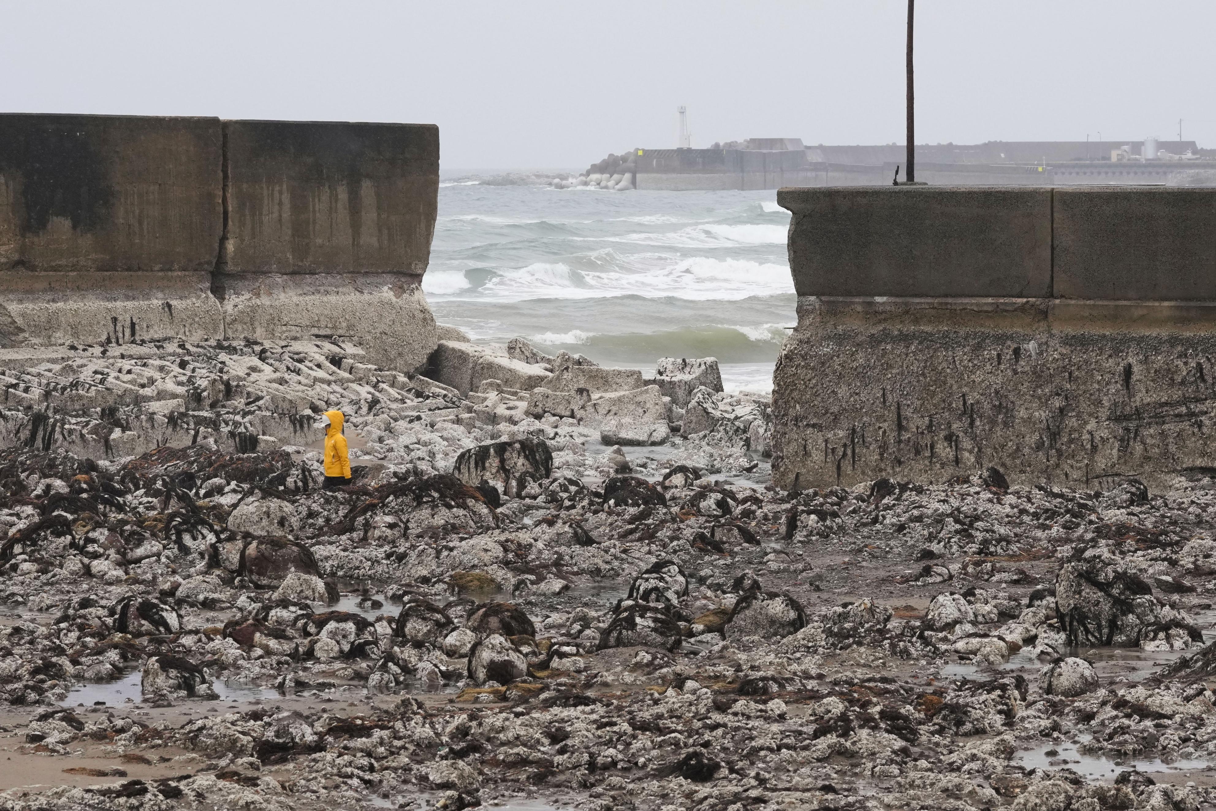 地震の隆起で面積が1.3倍に 輪島市門前町黒島町、歴史的な船主集落が海