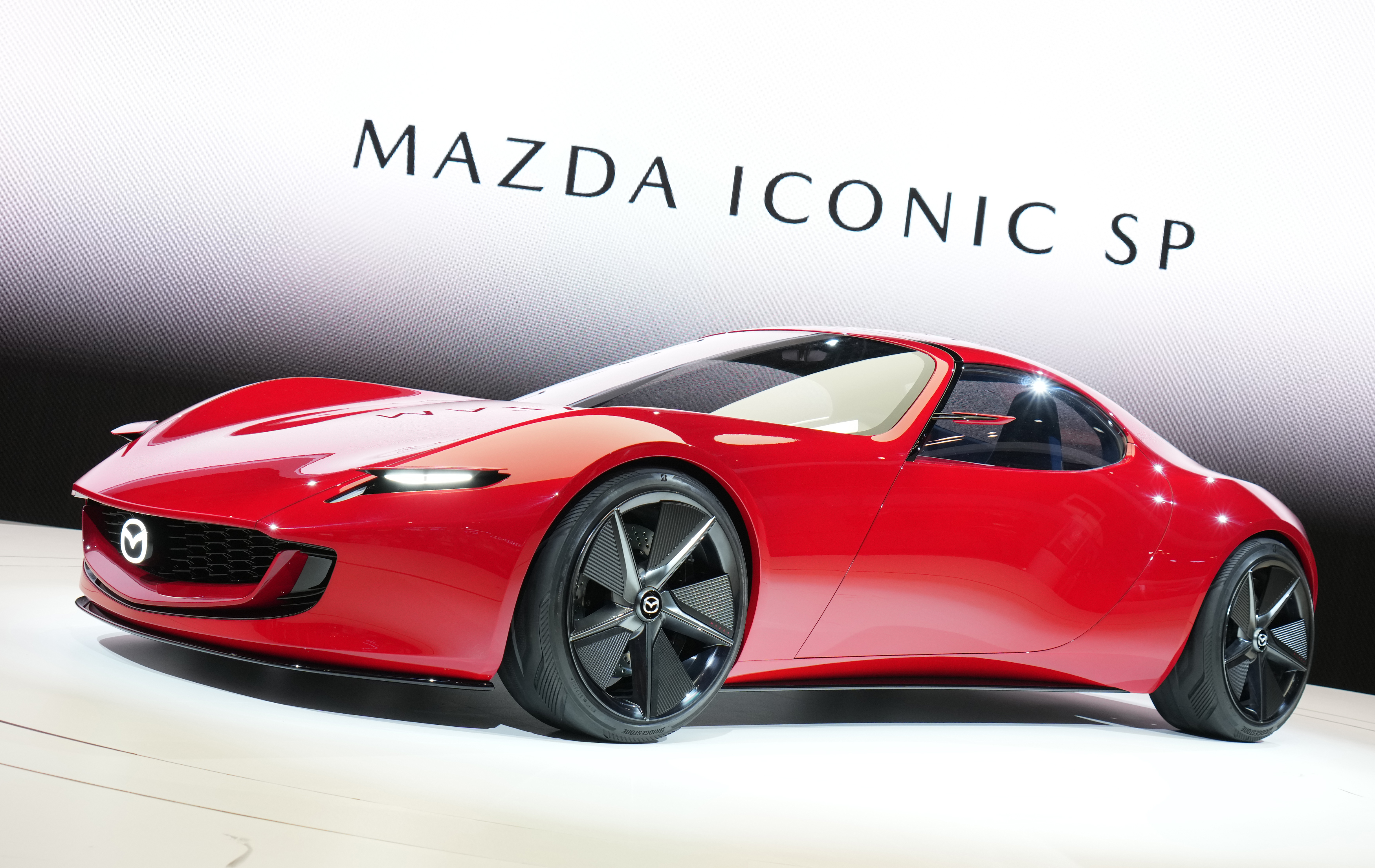 CARストーリ モビリティショー】マツダのピュアスポーツ