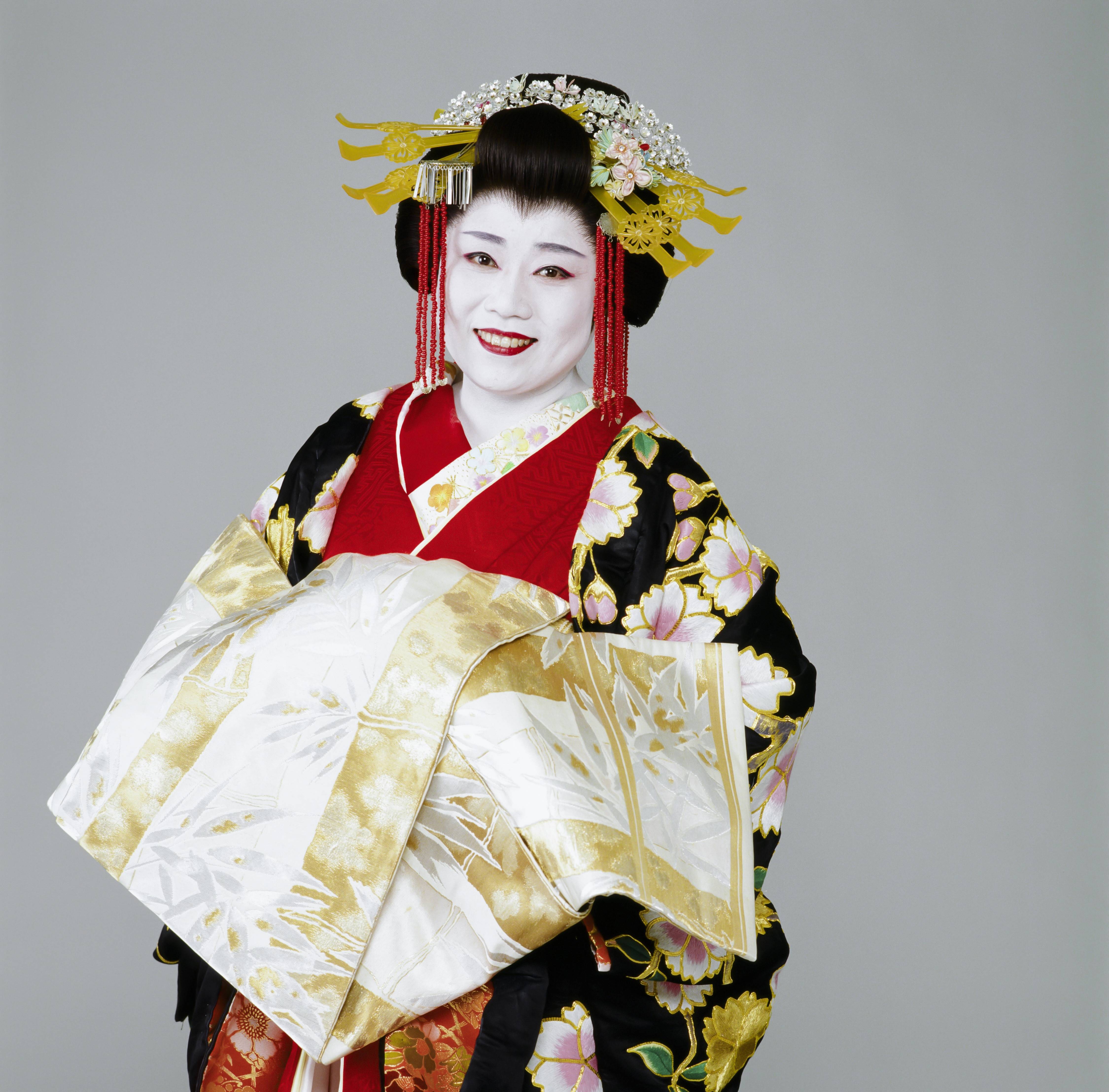藤山直美　直筆サイン色紙●女優・喜劇役者・タレント・松竹 藤山直美直筆サイン色紙○女優・喜劇役者・タレント・松竹