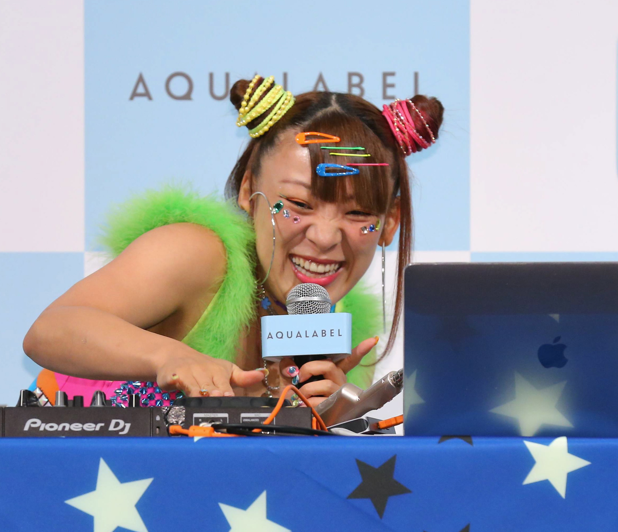 フワちゃんの遅刻癖に厳しい目 有吉弘行から注意、KARAとの韓国