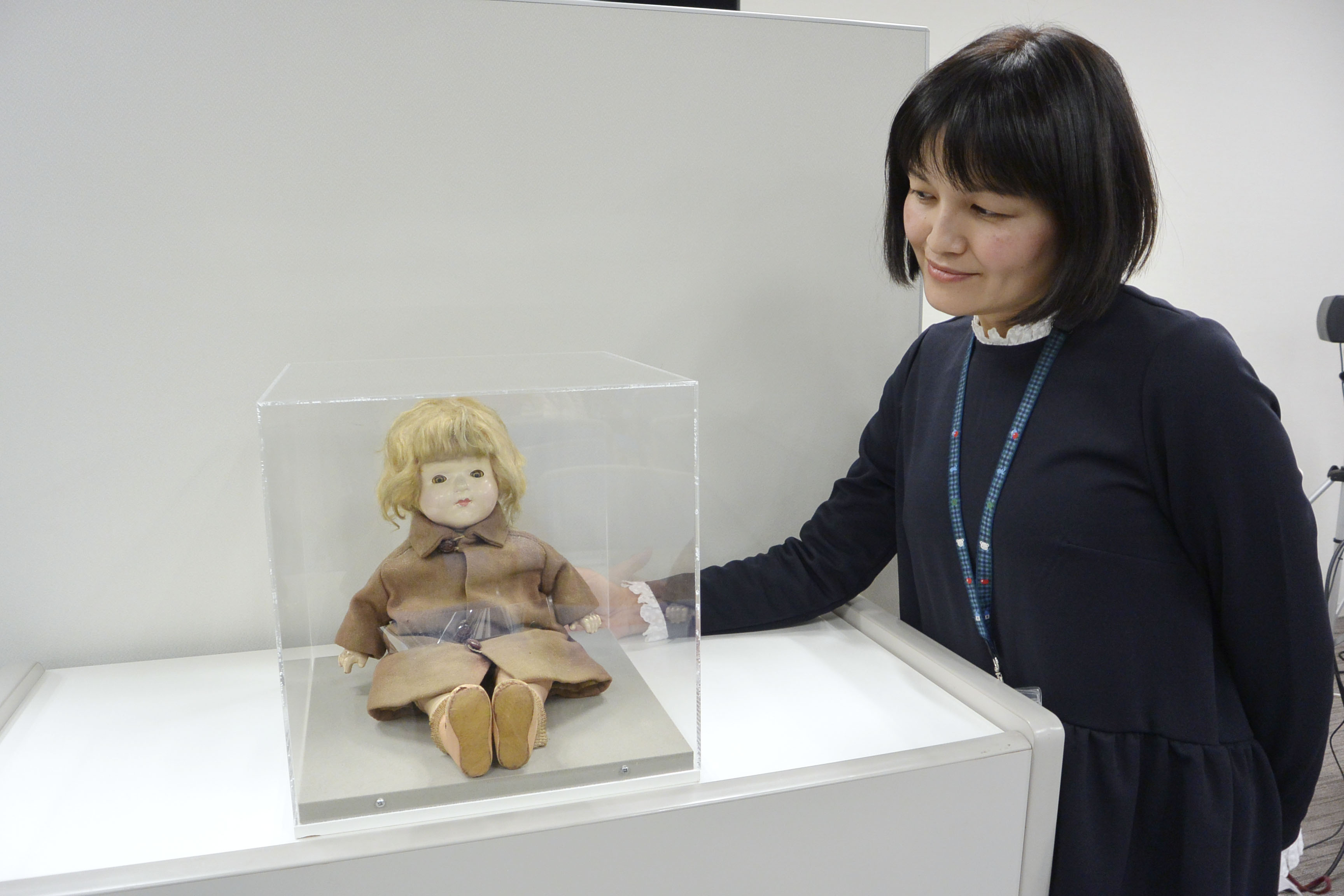 日米友情人形の1体発見 渋沢栄一設立の団体に寄贈、約100年 - 産経