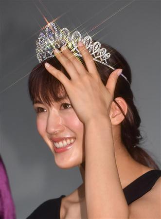 ３億円ティアラよりも前髪 綾瀬はるか 伸びるのやっぱり早いな サンスポ