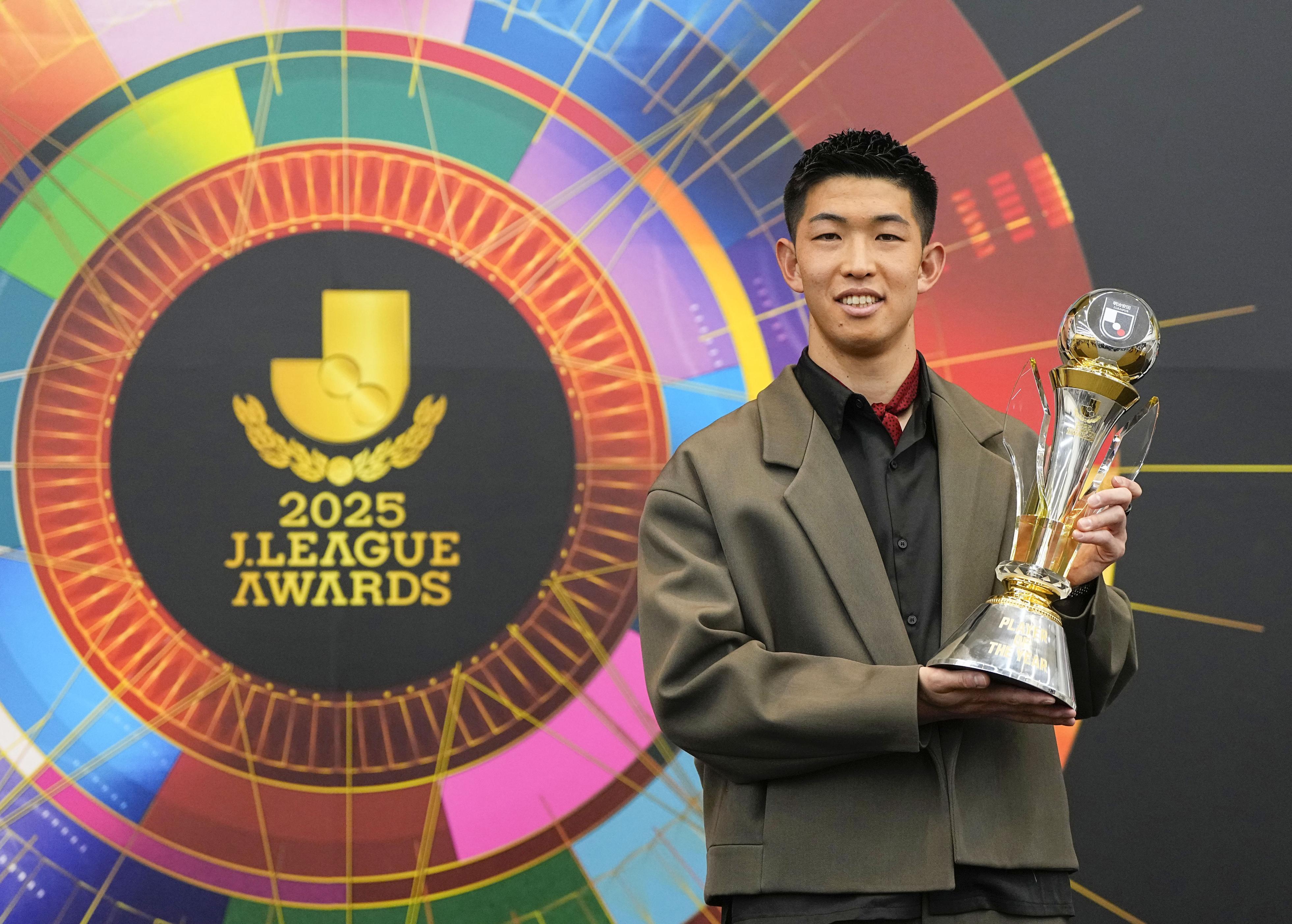 J1優勝に貢献した鹿島の早川友基が初MVP Jリーグ年間表彰、GKで2人目