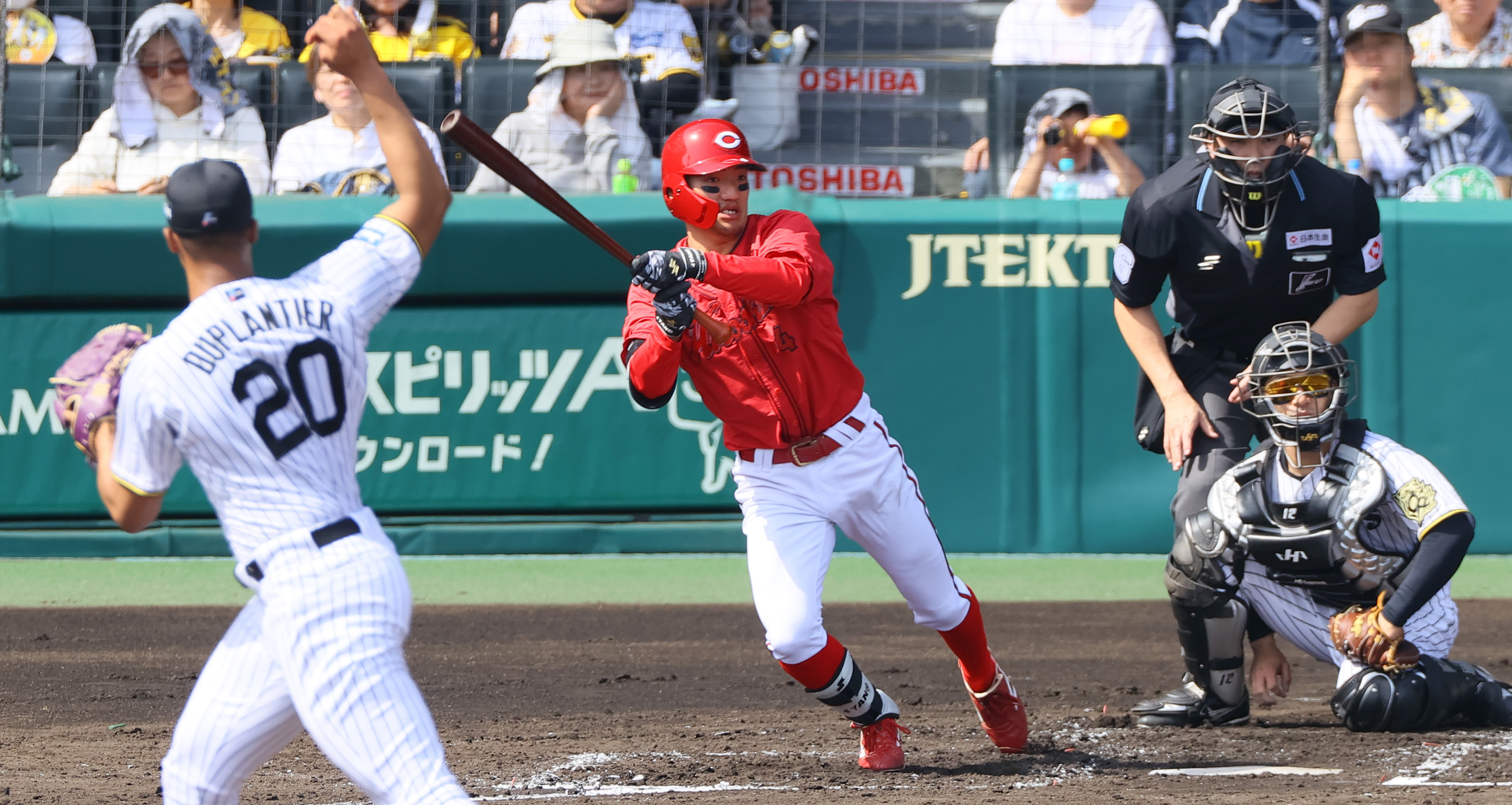 阪神　新井貴浩　実用スパイク XTFKXK2KX5PEPLQYCFHZD2RJAM.jpg