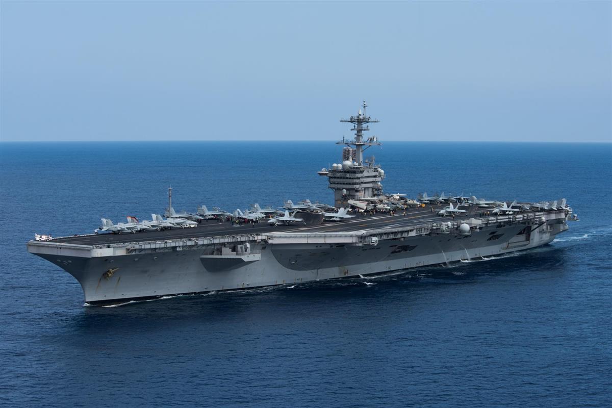 米海軍実物 サマー・ウォーキング・カーキ USN米海軍 岩国厚木横須賀 米海軍実物 サマー・ウォーキング・カーキ USN米海軍 岩国厚木