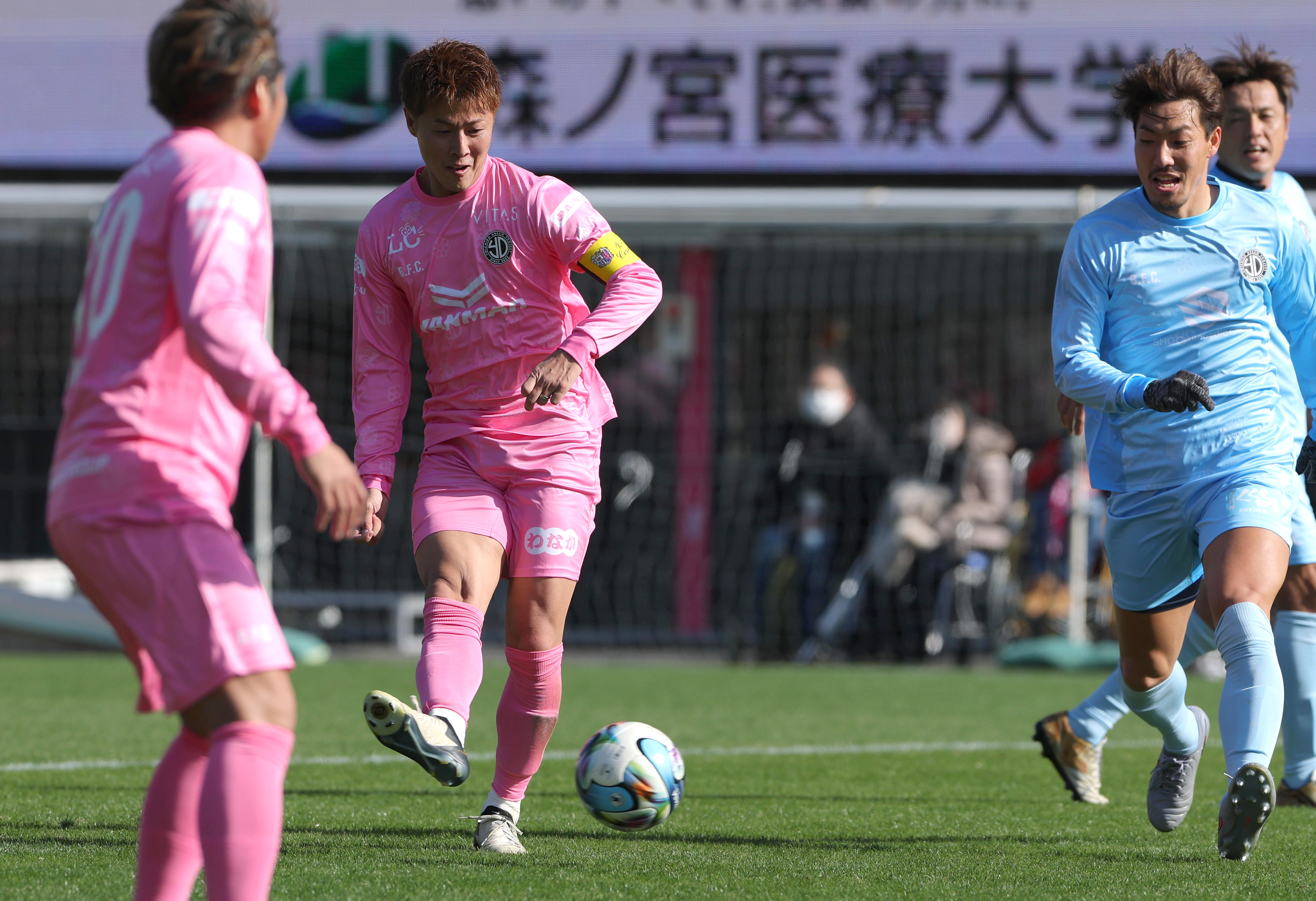 サッカー　セレッソ大阪　柿谷曜一朗　2点セット 柿谷曜一朗の芸術ミドル弾でC大阪が勝利、暫定4位に浮上！札幌は連敗