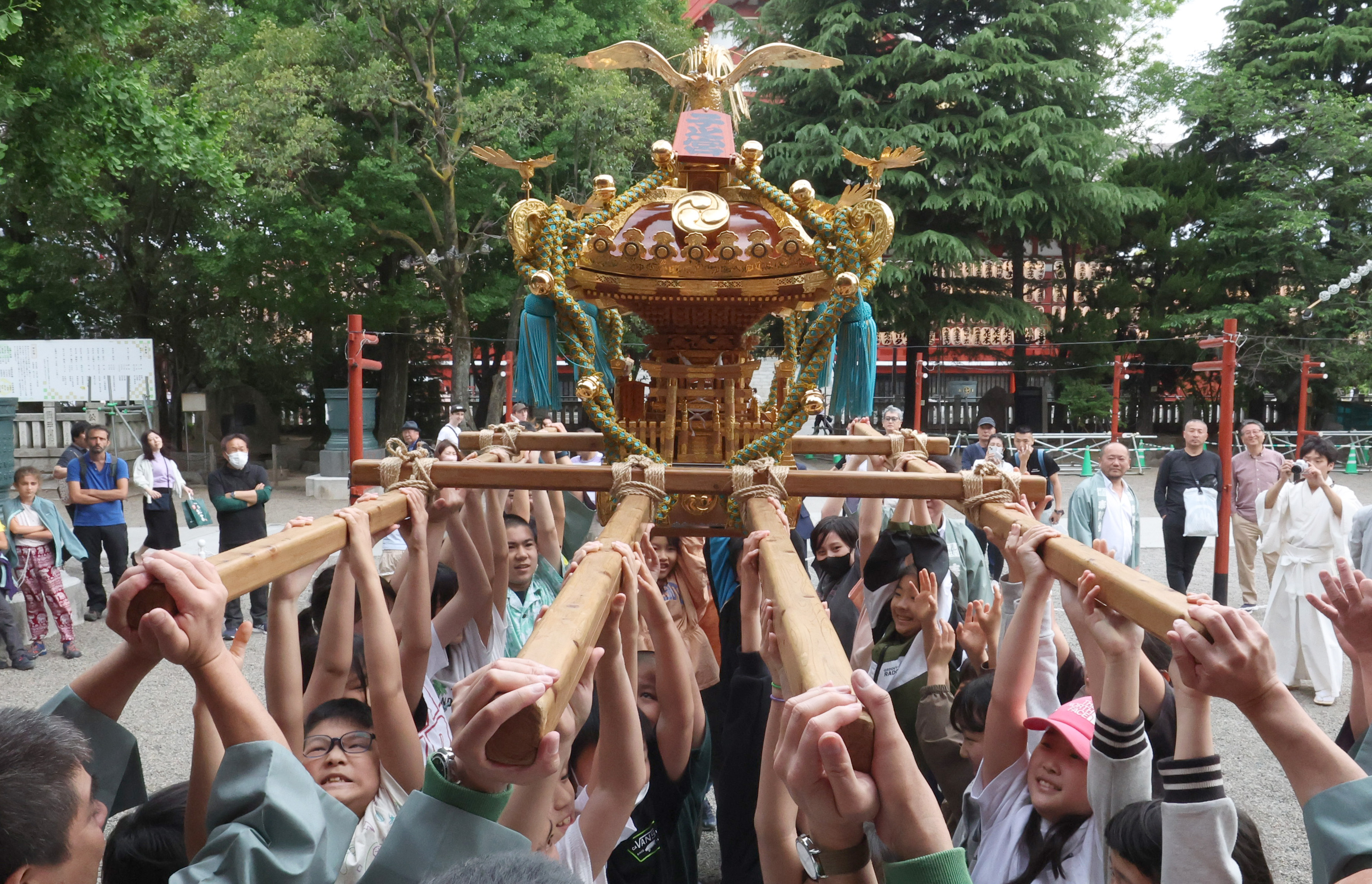 三社祭で初披露される子供宮神輿 練習会で「ワッショイ」「ワッショイ」 - 産経ニュース