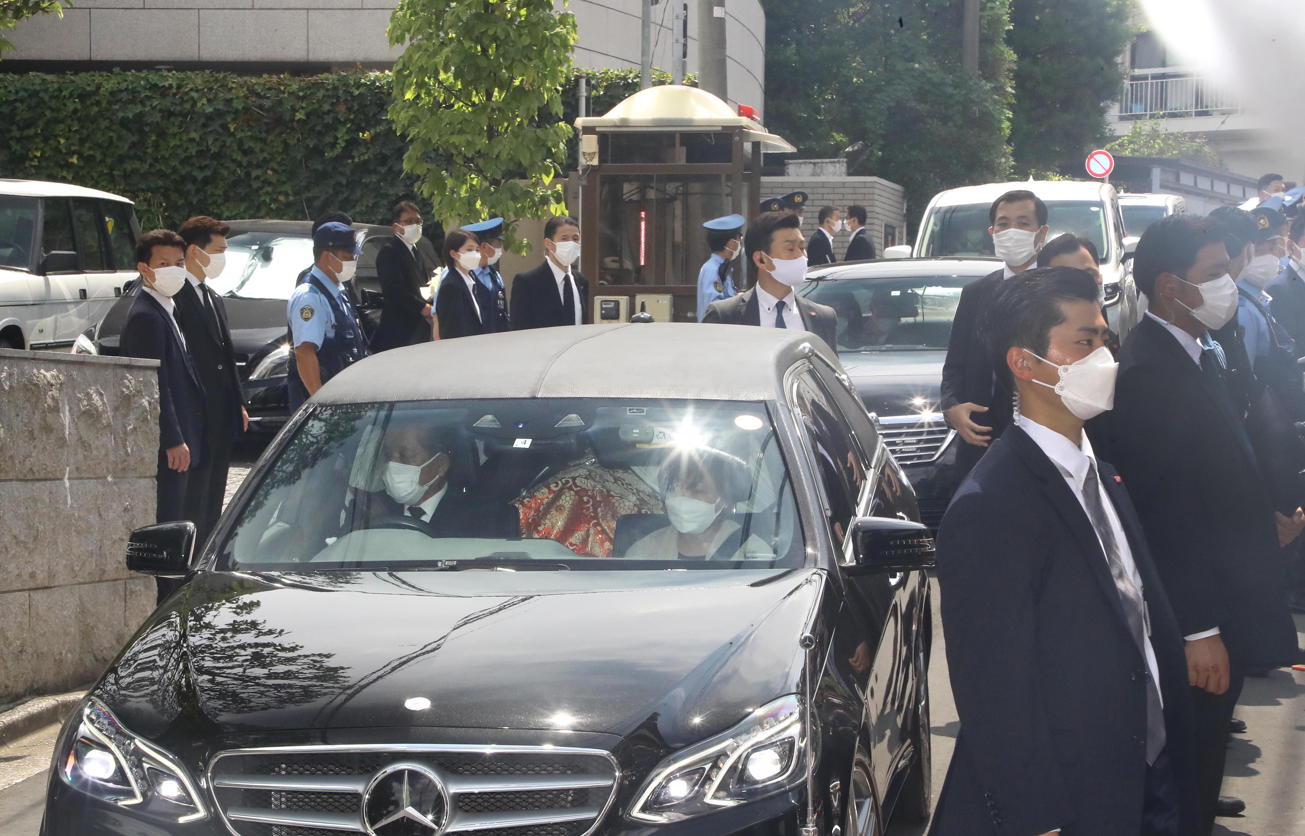 動画】【フォト・動画】安倍元首相、無言の帰宅 - 産経ニュース