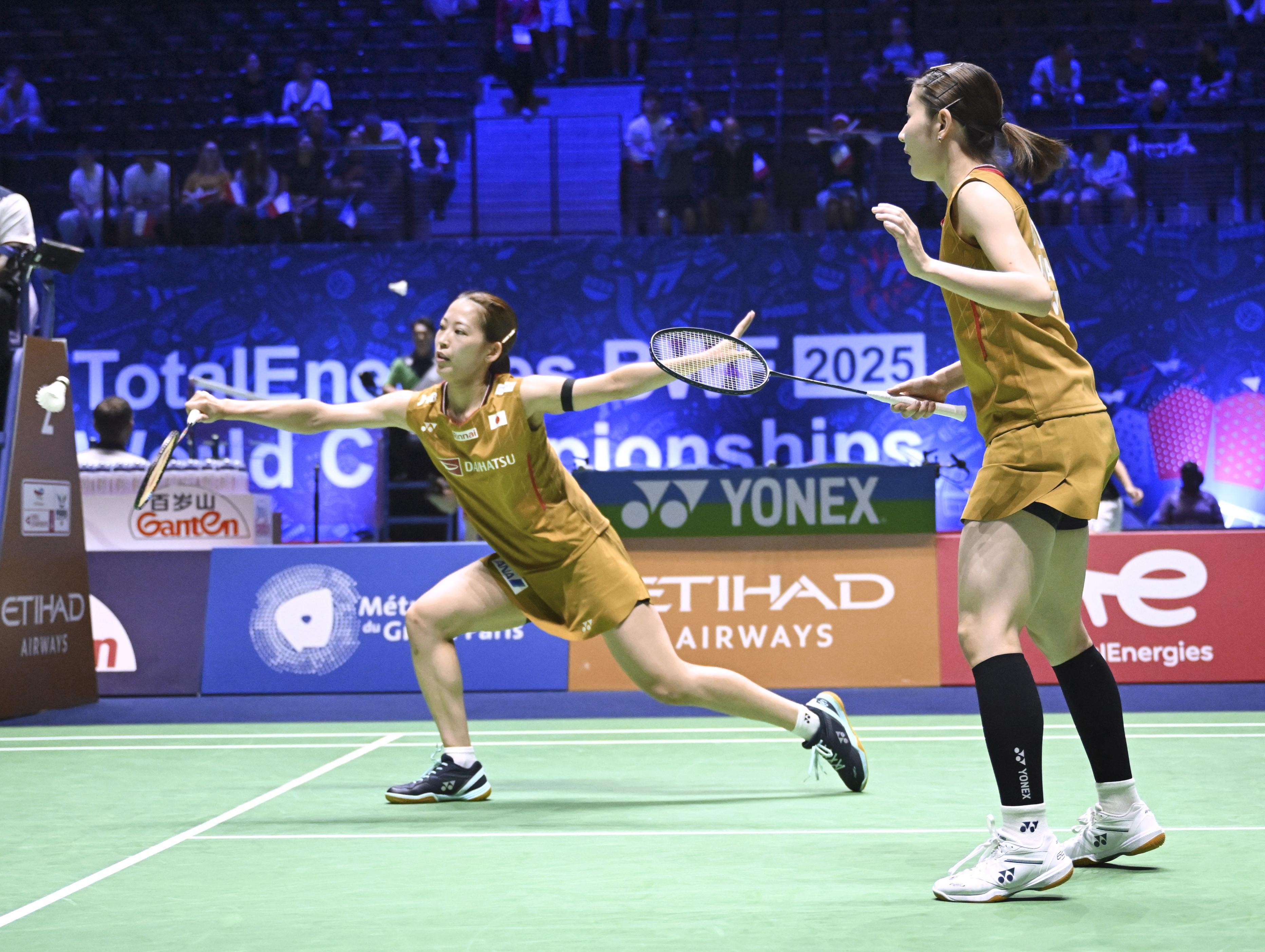 志田千陽、松山奈未組が8強入り 世界バドミントン第4日、シングルスの