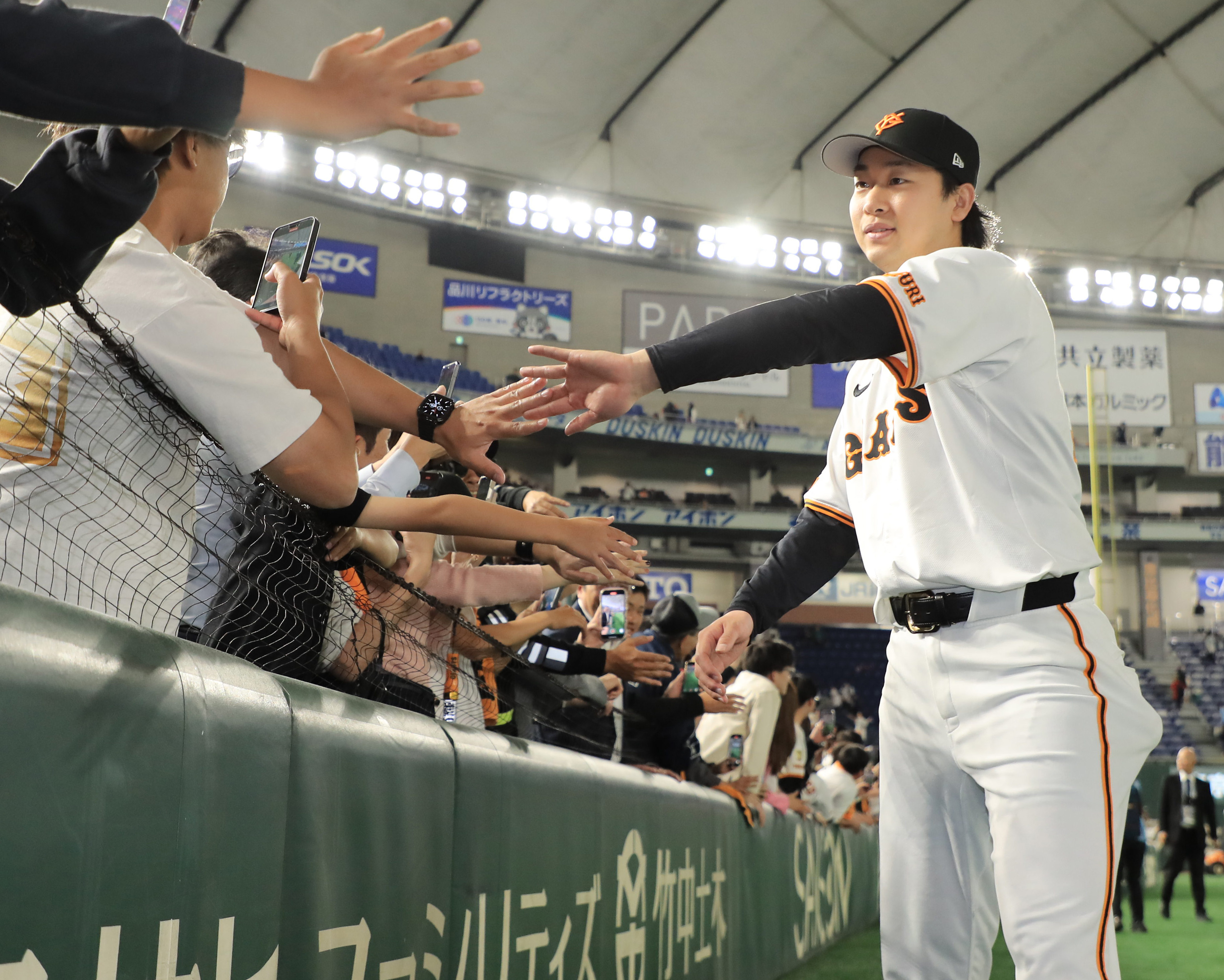 くま　山崎伊織投手記念パネル くま 山崎伊織投手記念パネル Amazon.co.jp: 山崎伊織