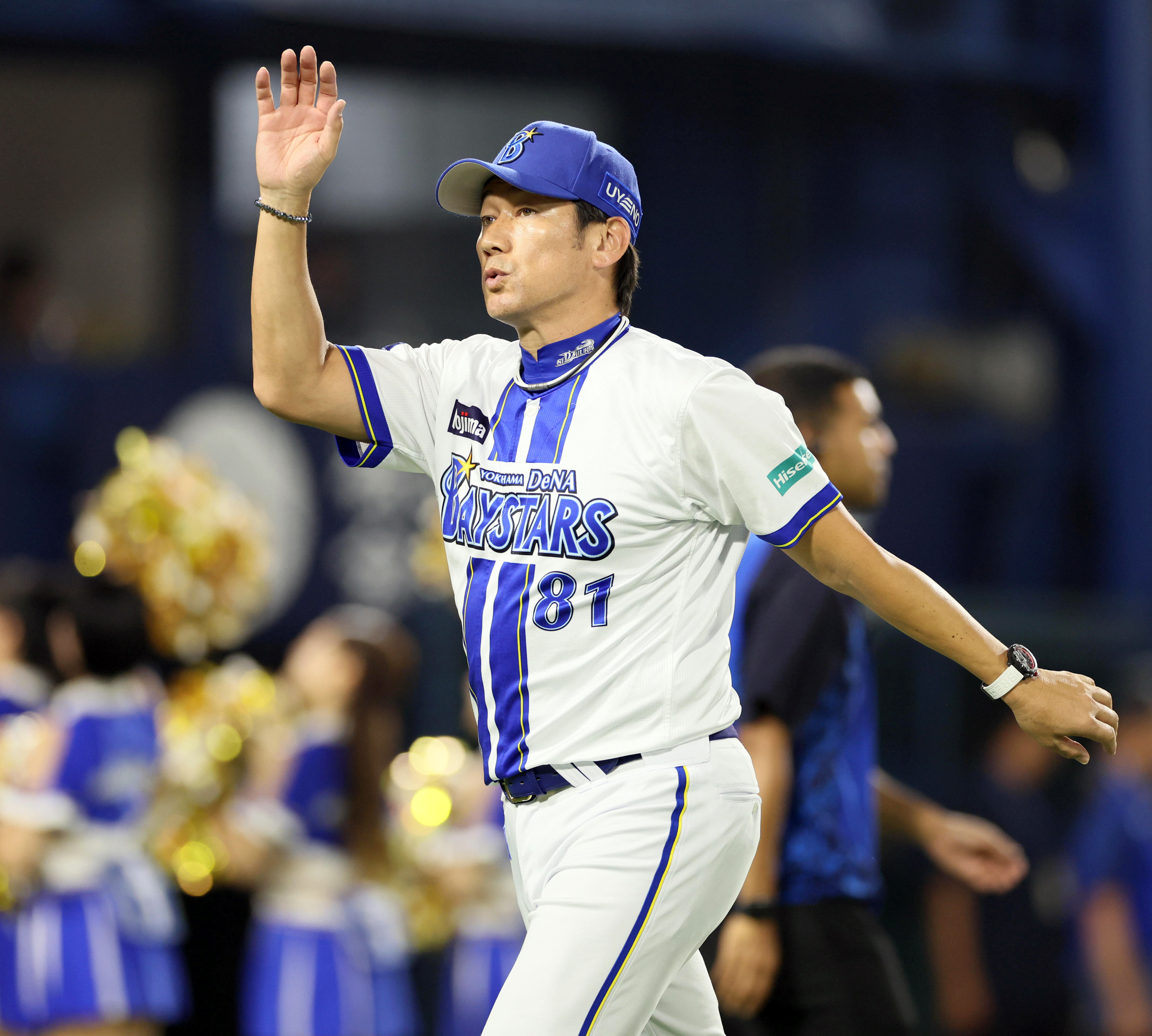 DeNAが3連勝で5割復帰 九回にリクエストで判定覆りけん制死の
