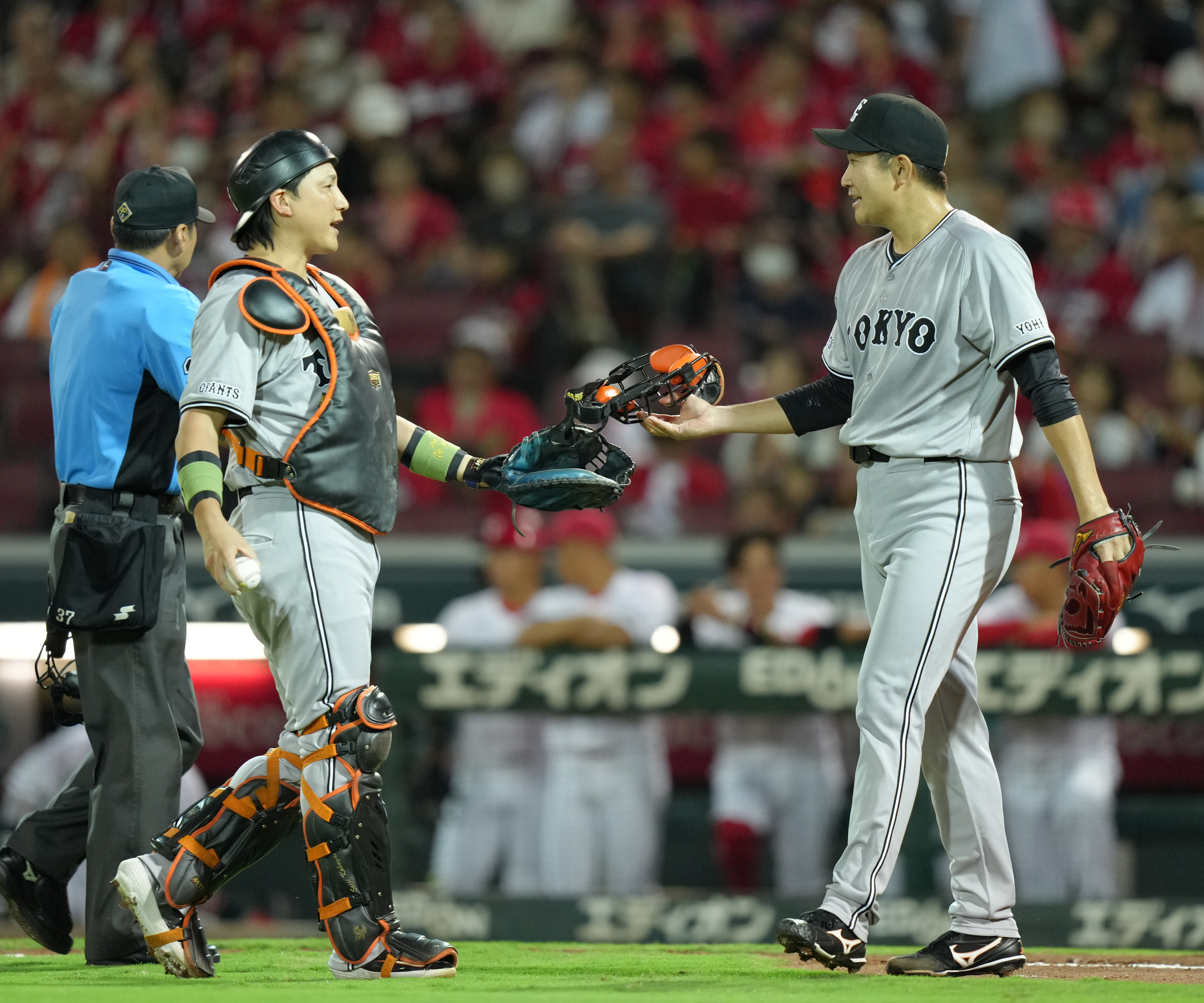 スガコバ」の絆は国境を越えても消えず 大リーグ挑戦の菅野智之へ小林