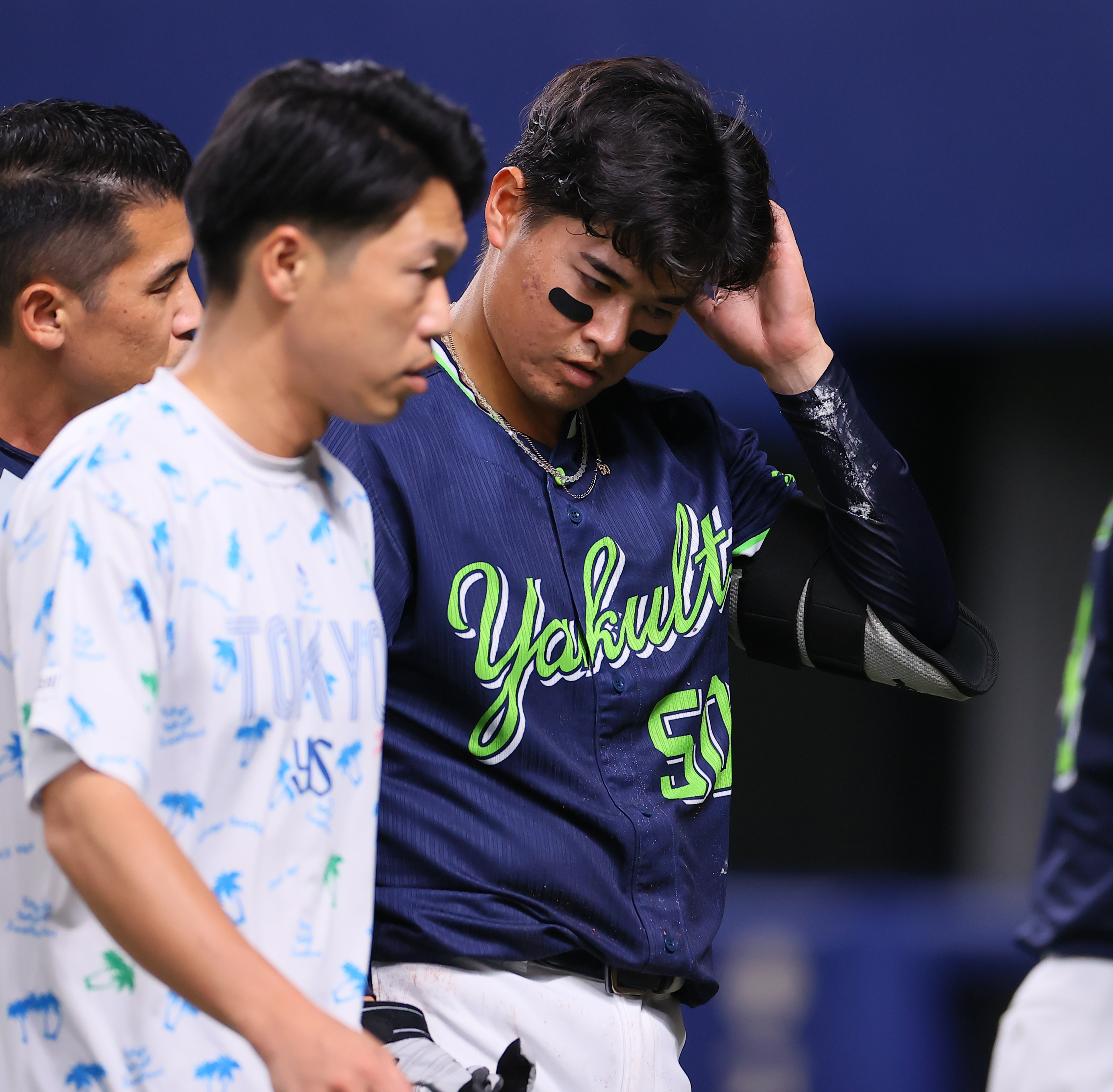 ヤクルト・北村恵吾、頭部死球で途中交代 高津監督「当たった瞬間