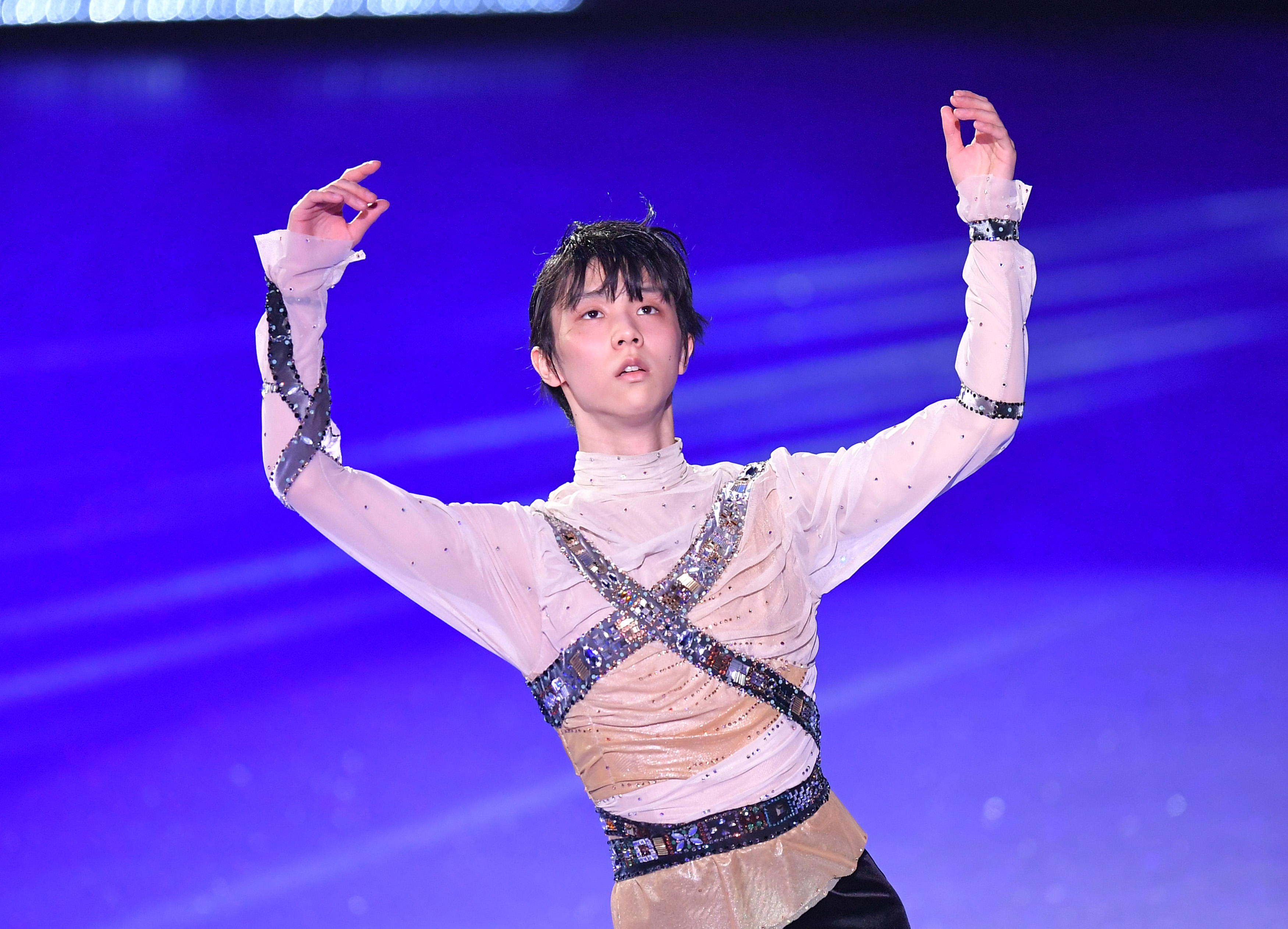 新発売の 白＆黒 羽生結弦 ファイスタオル プロローグ スポーツ選手