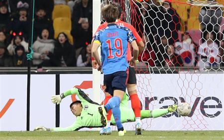 試合結果 サッカー日本代表 優勝逃す 韓国に敗れる ｅ １選手権 サンスポ