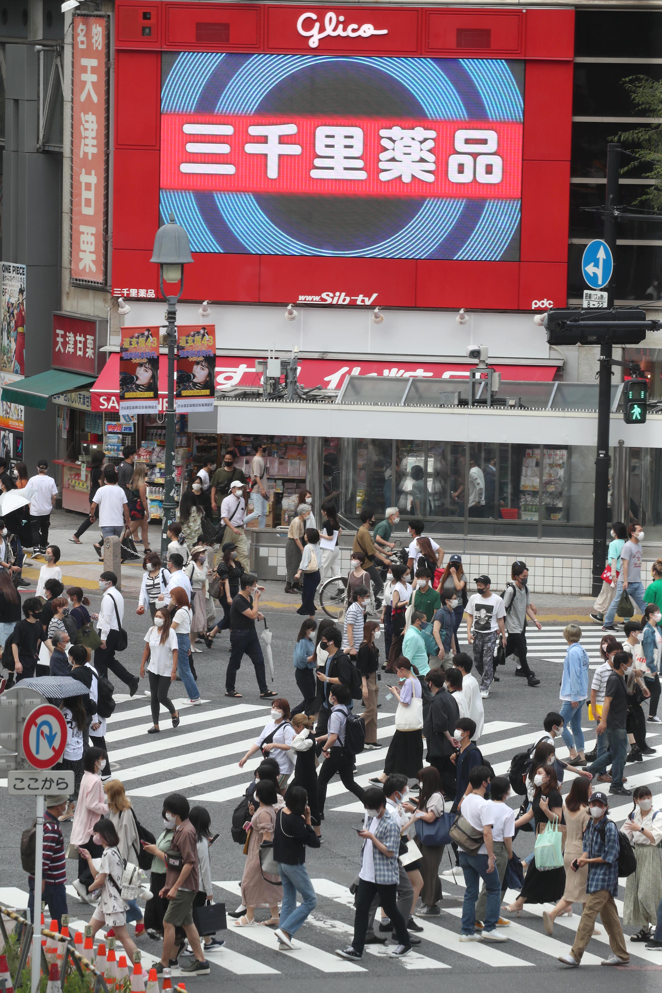 赤札閉店バーゲン❗️【ギャラリー三益】大正〜昭和初期の日本製ランプ 中井かんいち on X: 