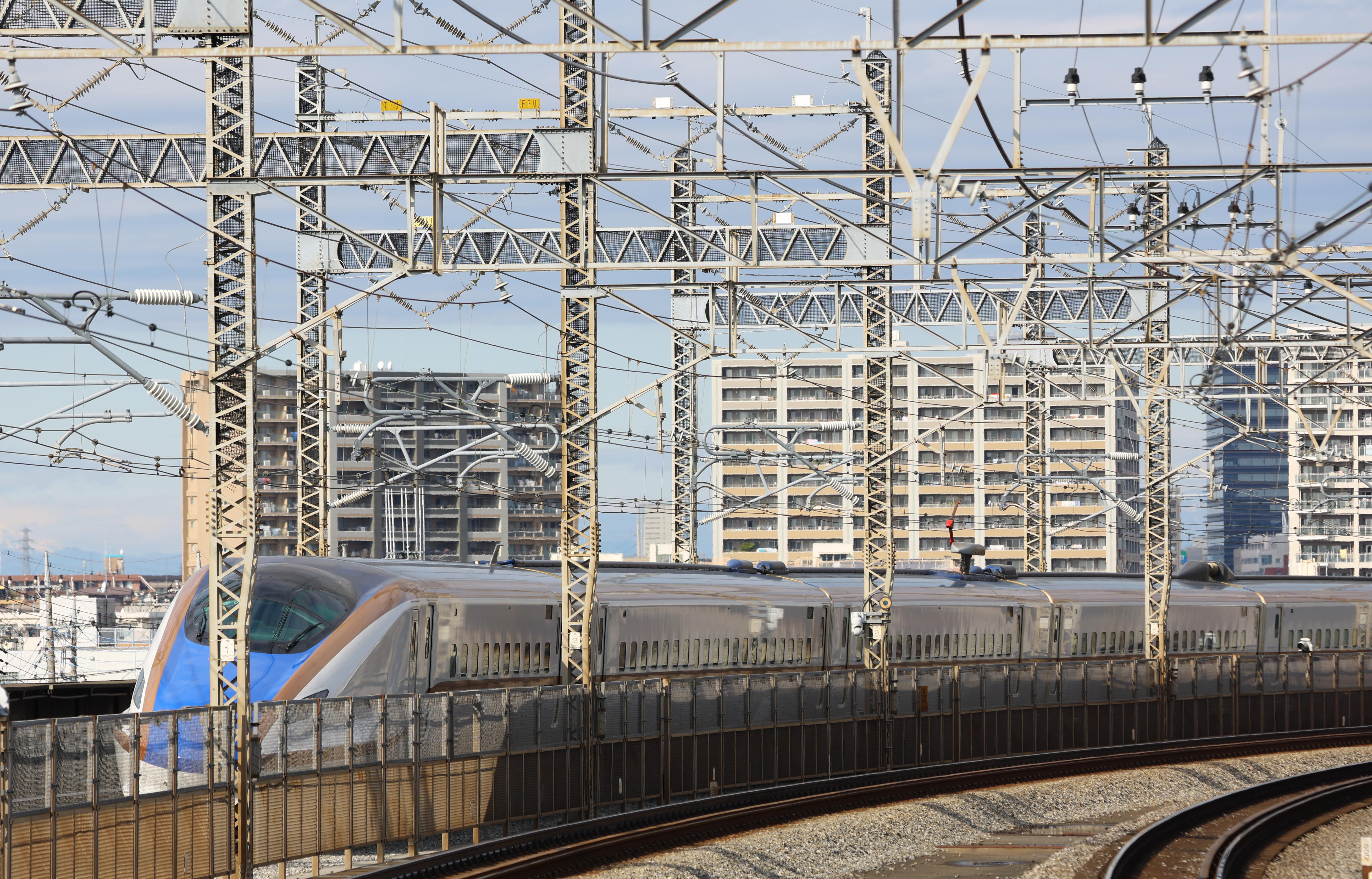 新線路 2013年 4月号 フォト】新幹線、架線垂れ下がる 乗客は非常階段で地上に - 産経ニュース