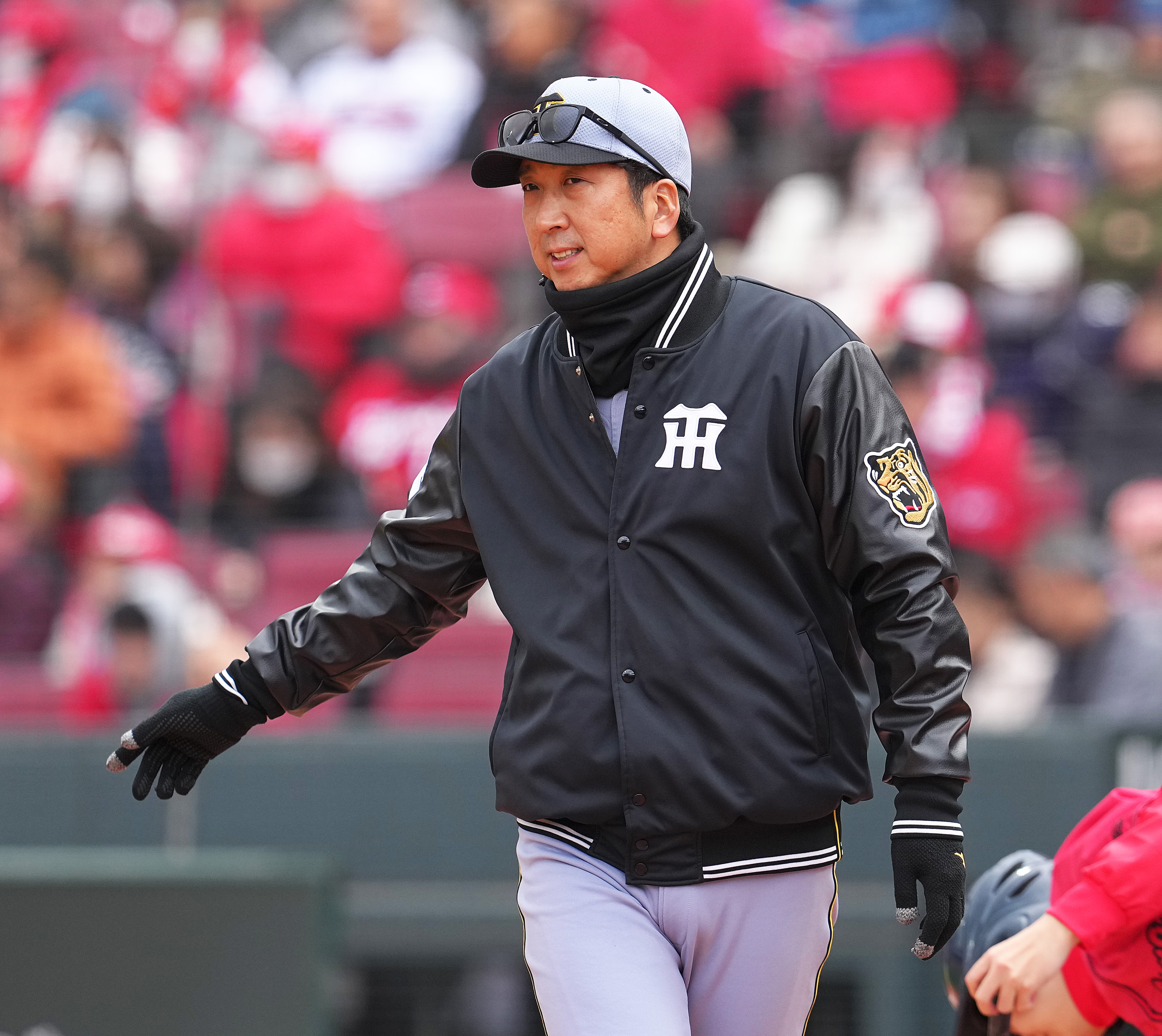 【監督就任記念超激レア品】阪神タイガース藤川球児選手スパイク 阪神タイガース #22 藤川球児監督 缶バッジ（顔デザイン）の通販