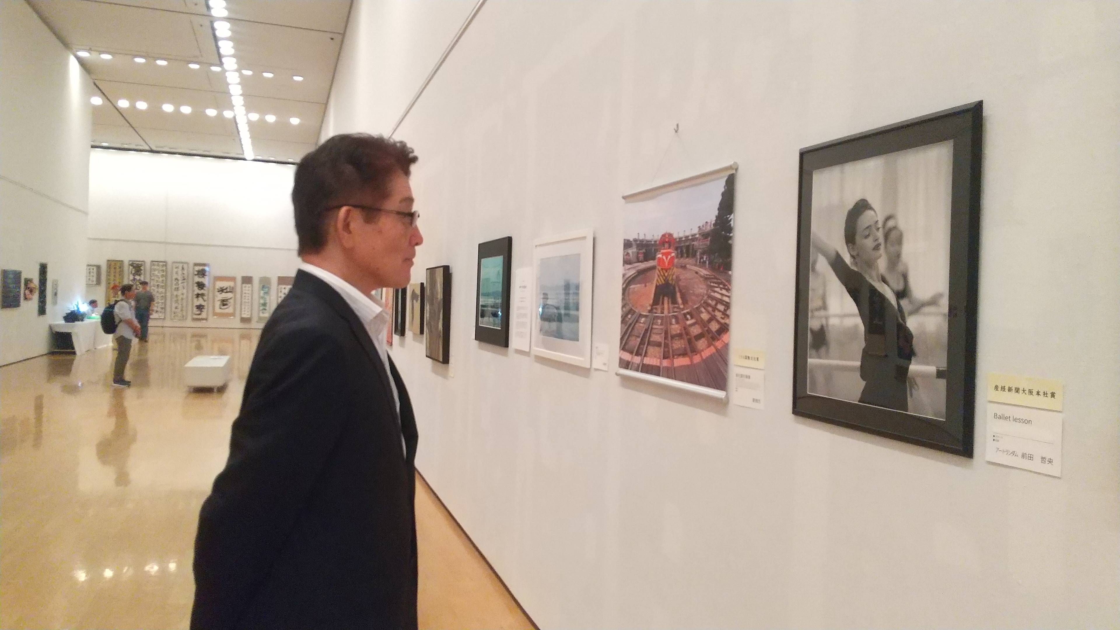 芸術で国際交流 ウクライナからの絵画や書道なども展示 IFA国際美術協会展 - 産経ニュース