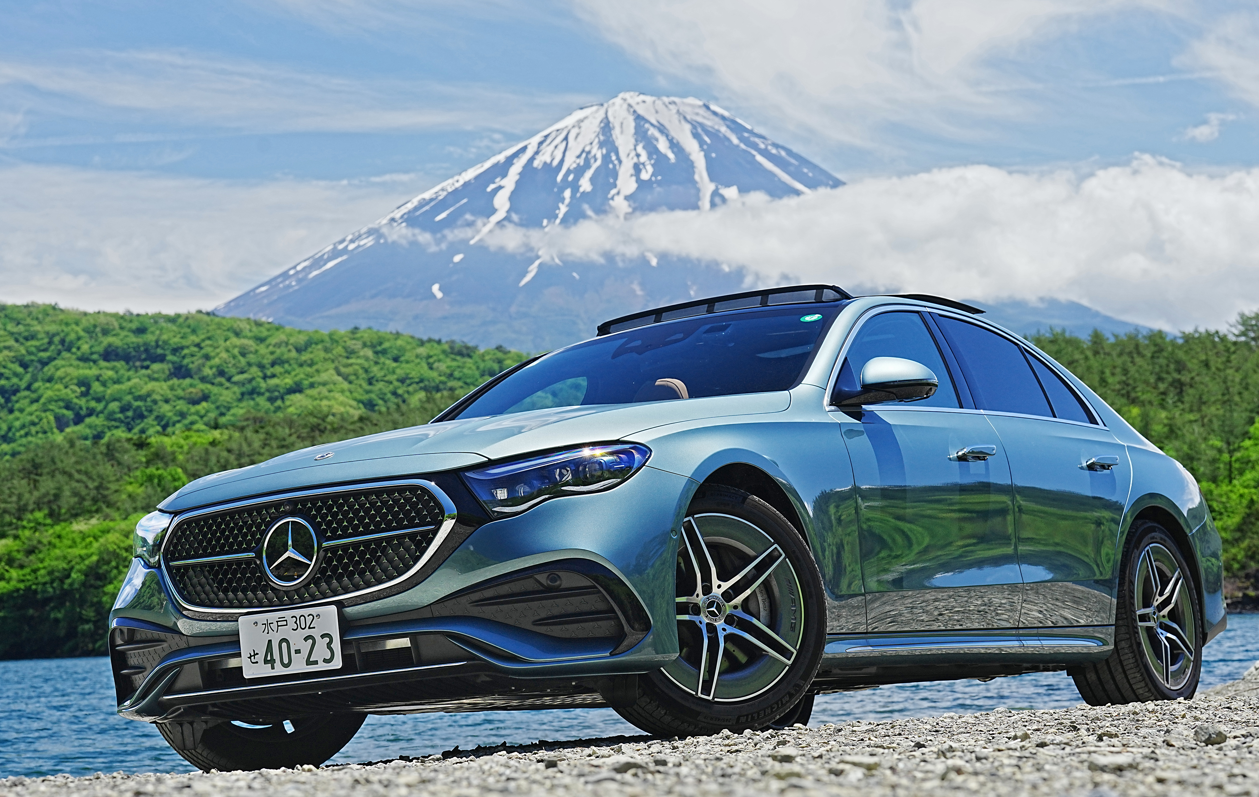洗練…走るコンシェルジュ メルセデス・ベンツ Eクラス CAR