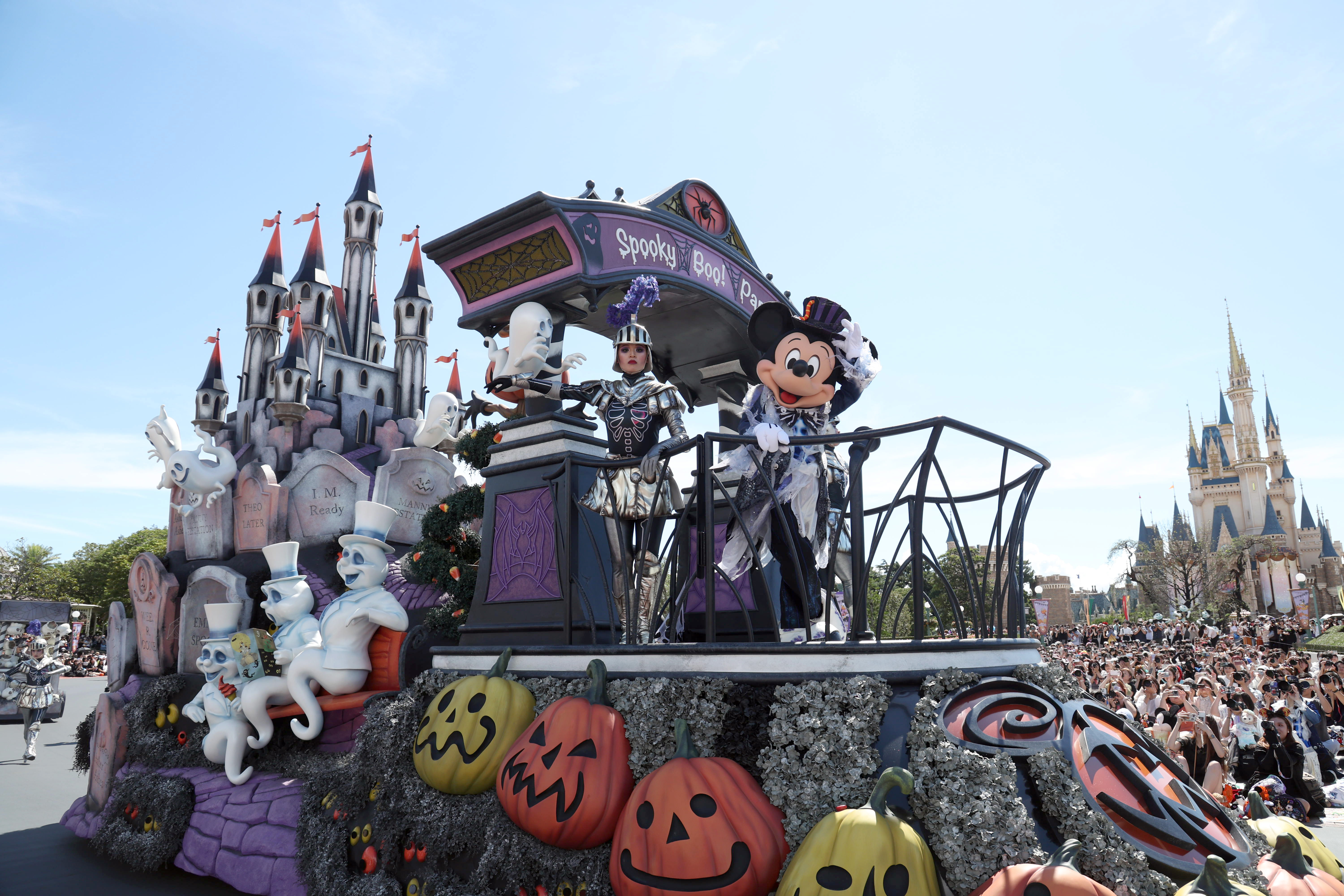 フォト】ディズニーでハロウィーン 15日から仮装パレード - 産経ニュース