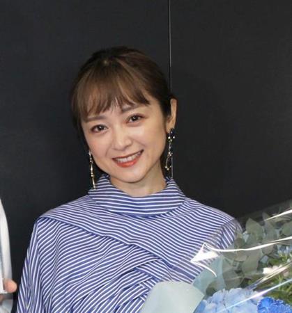 安達祐実 美脚披露と美貌に驚きの声 いやもう１０代やん サンスポ