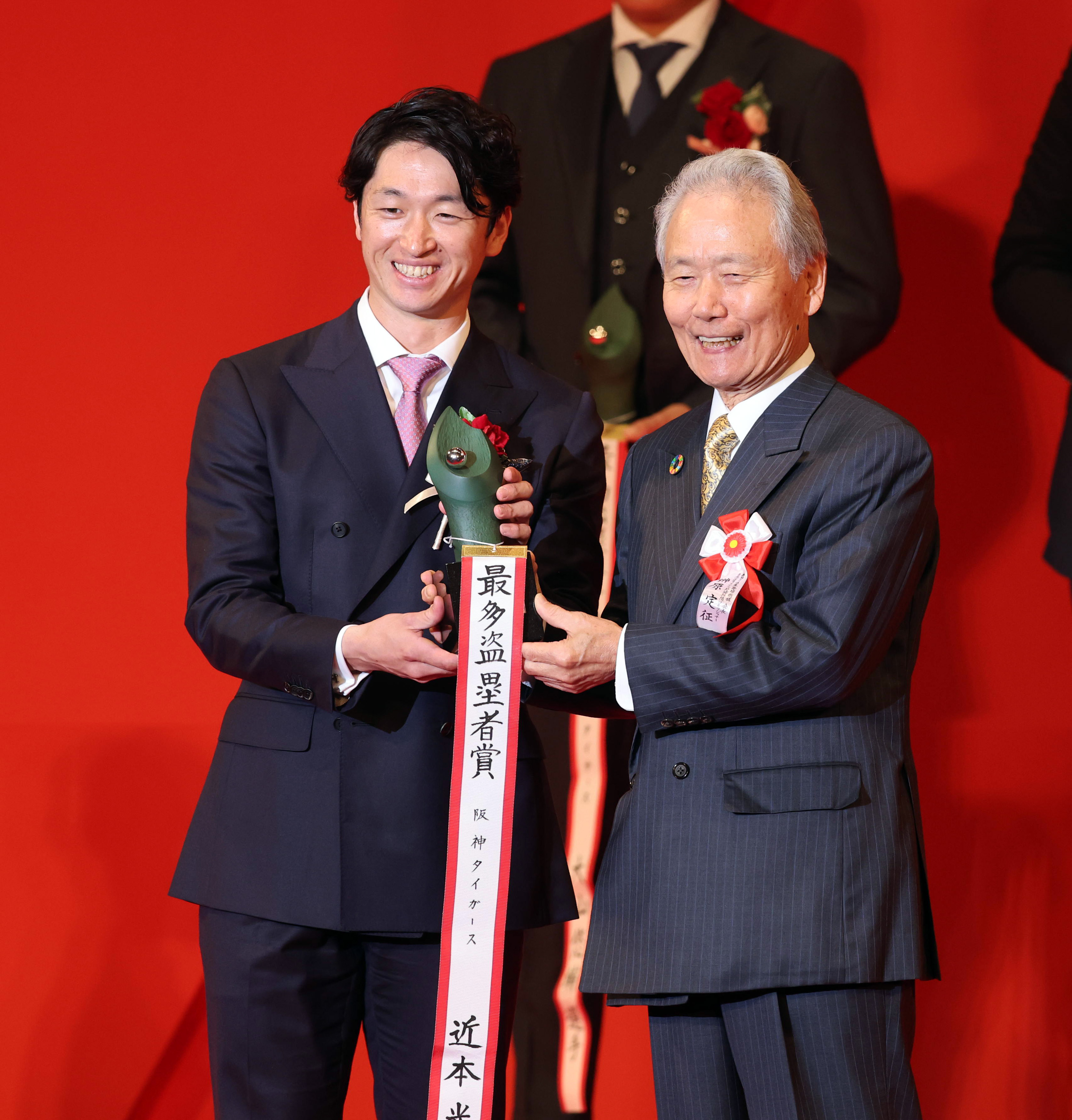阪神・近本光司、新人から5年連続タイトル獲得 赤星憲広氏に