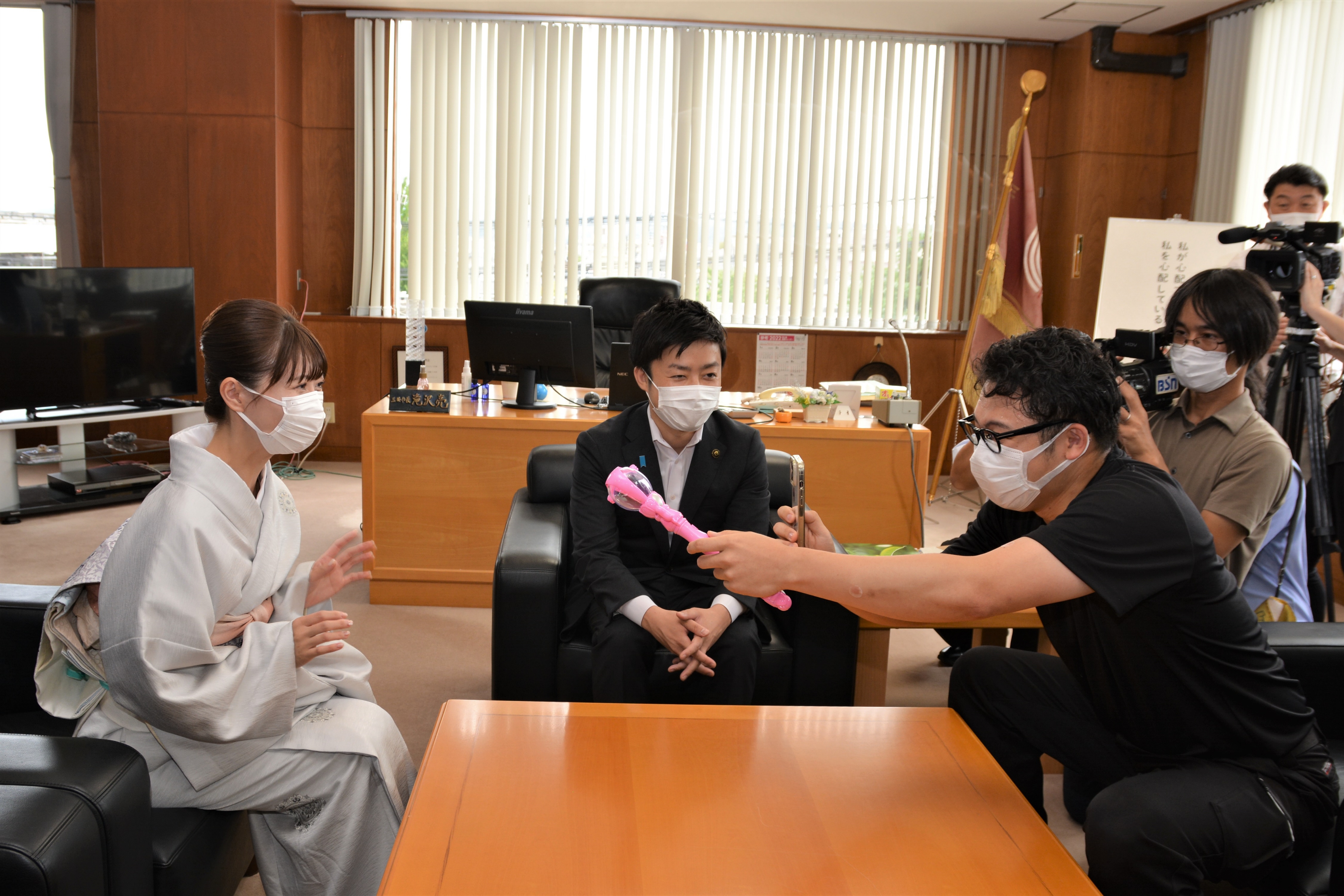 人気配信者「ひよりん」さんを観光大使に任命 発信力に期待 新潟県三条