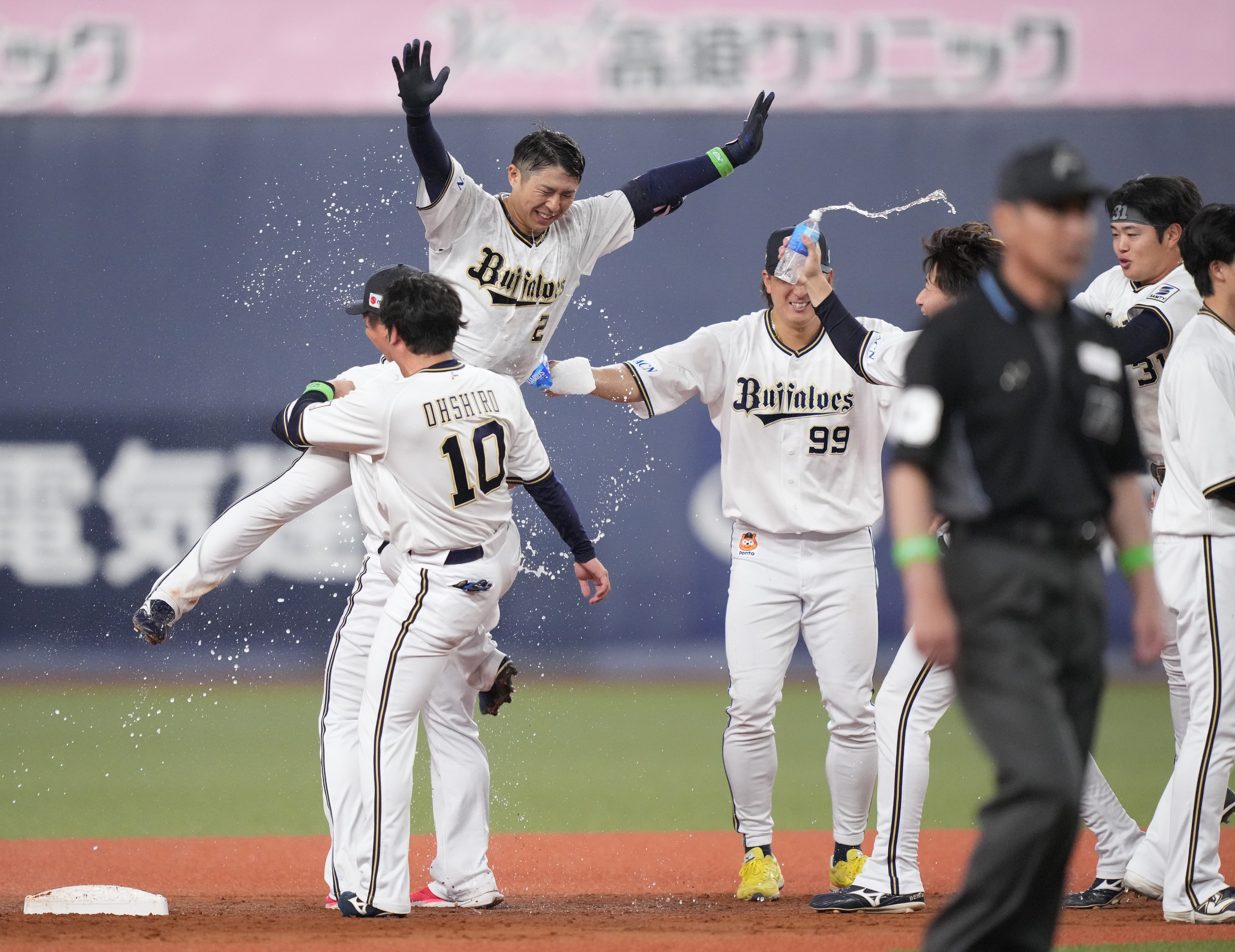 データBOX】オリックスの開幕戦サヨナラ勝ちは48年ぶり 若月健矢が劇的